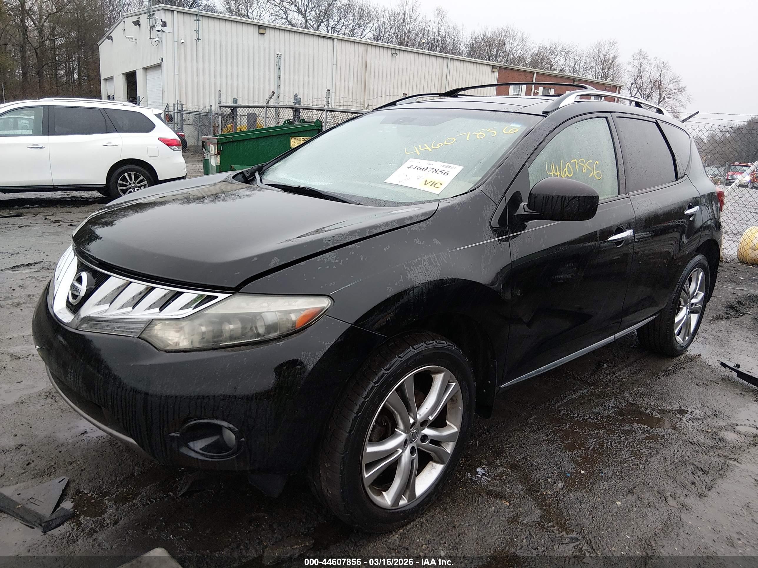 NISSAN MURANO image 2