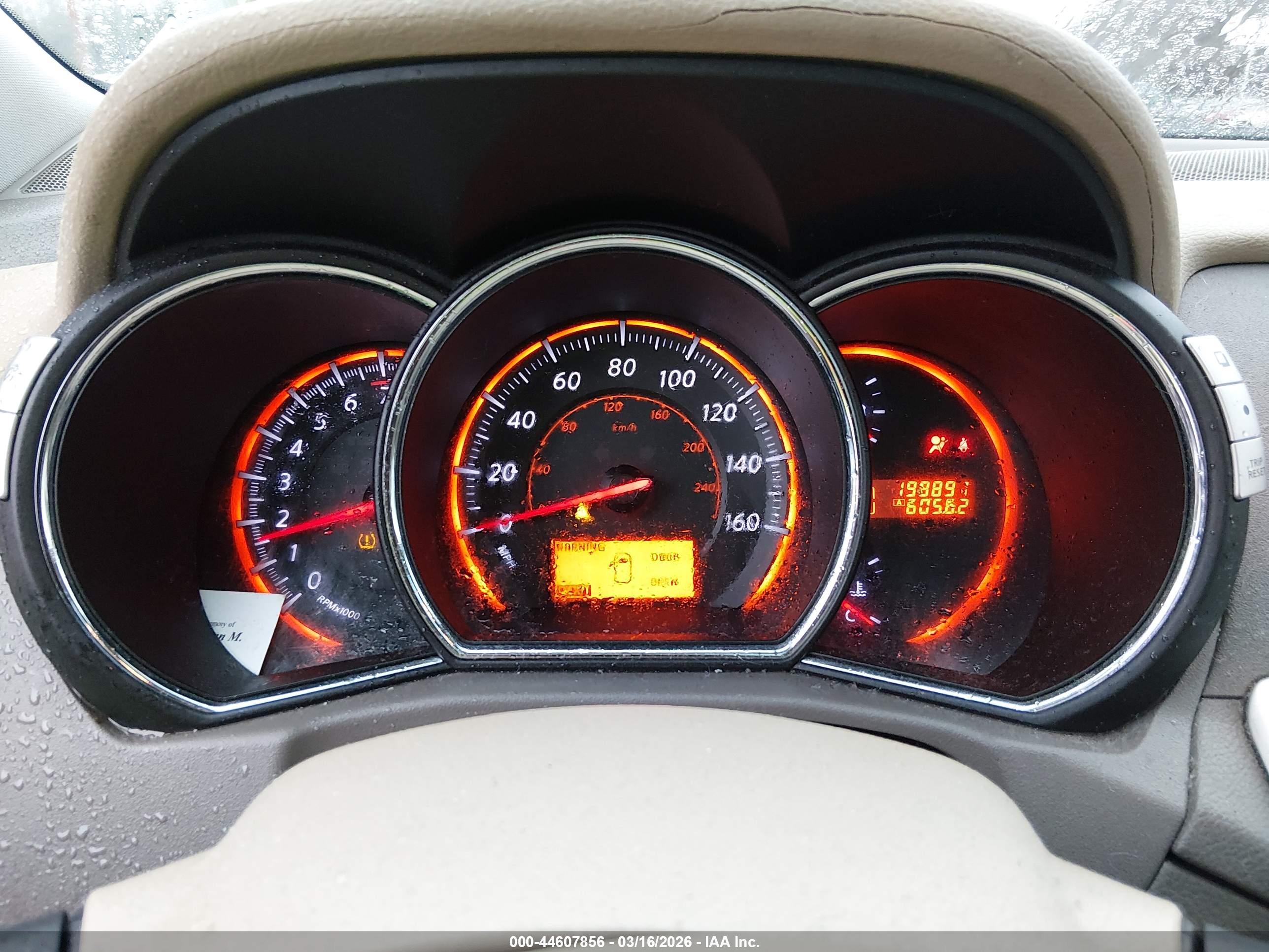 NISSAN MURANO image 7