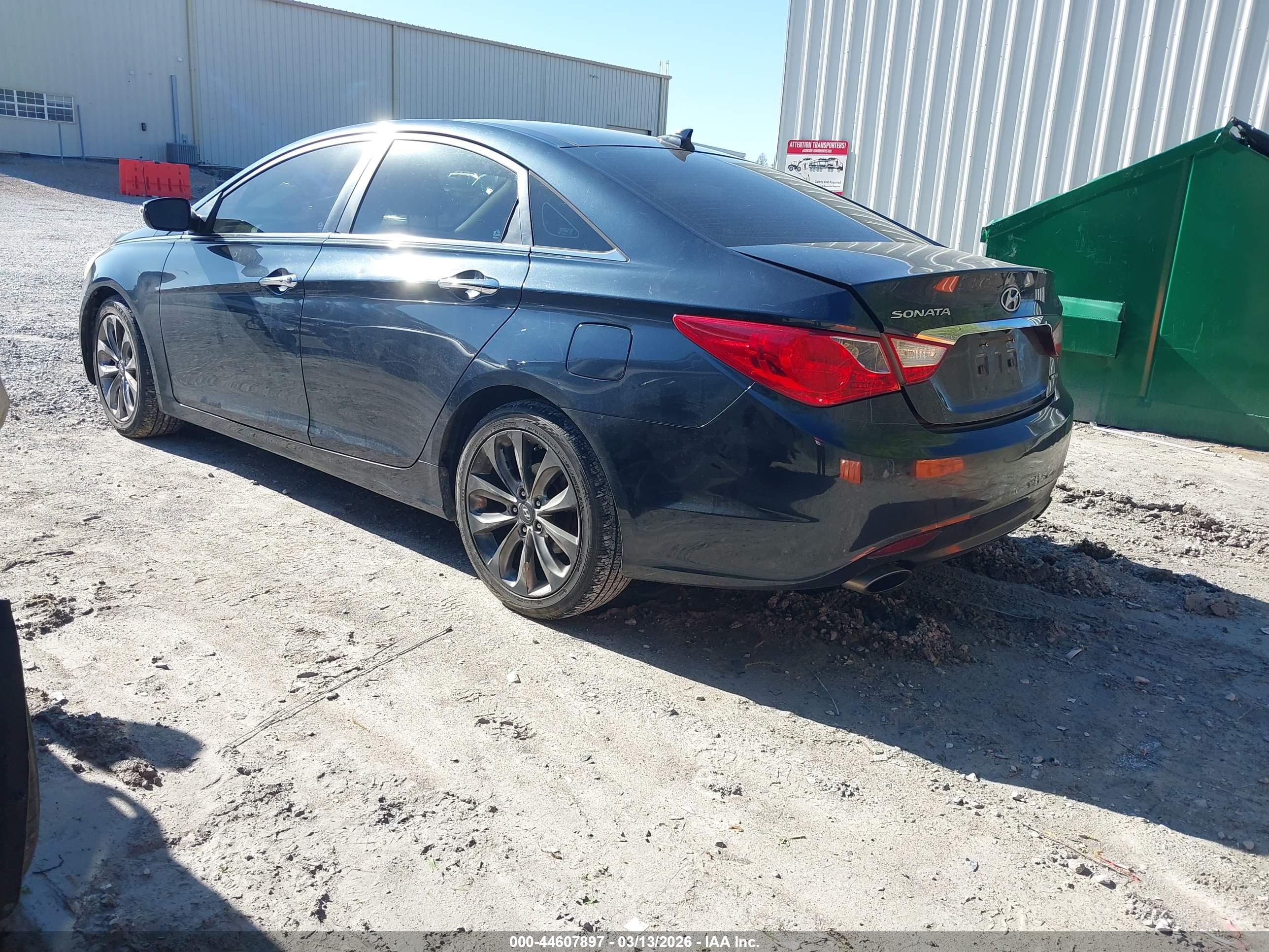 HYUNDAI SONATA image 3