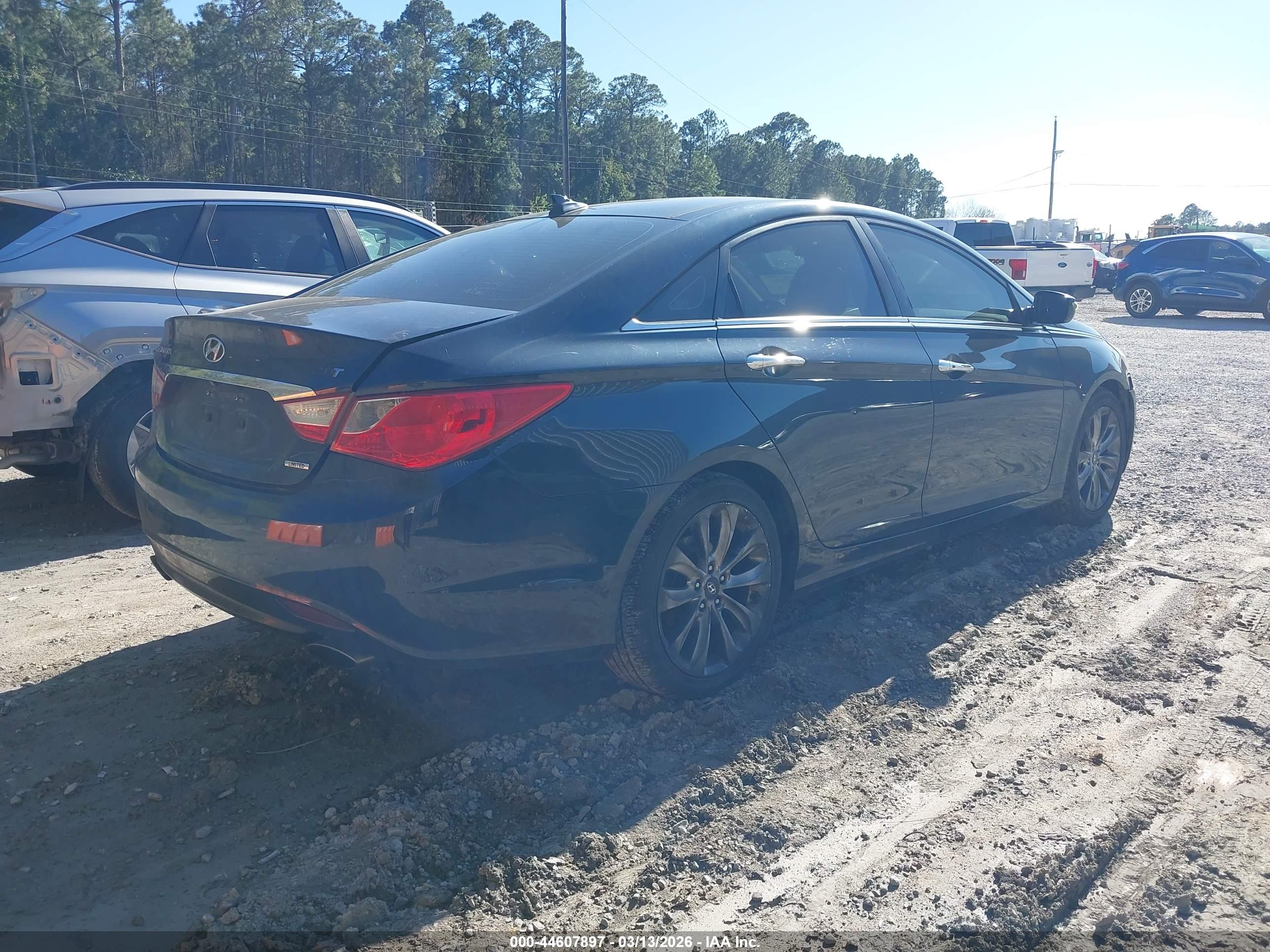 HYUNDAI SONATA image 4
