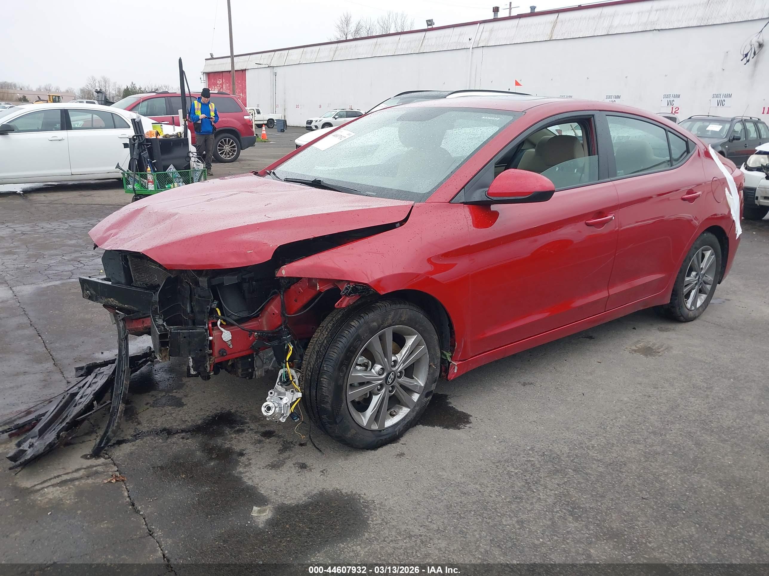 HYUNDAI ELANTRA image 2