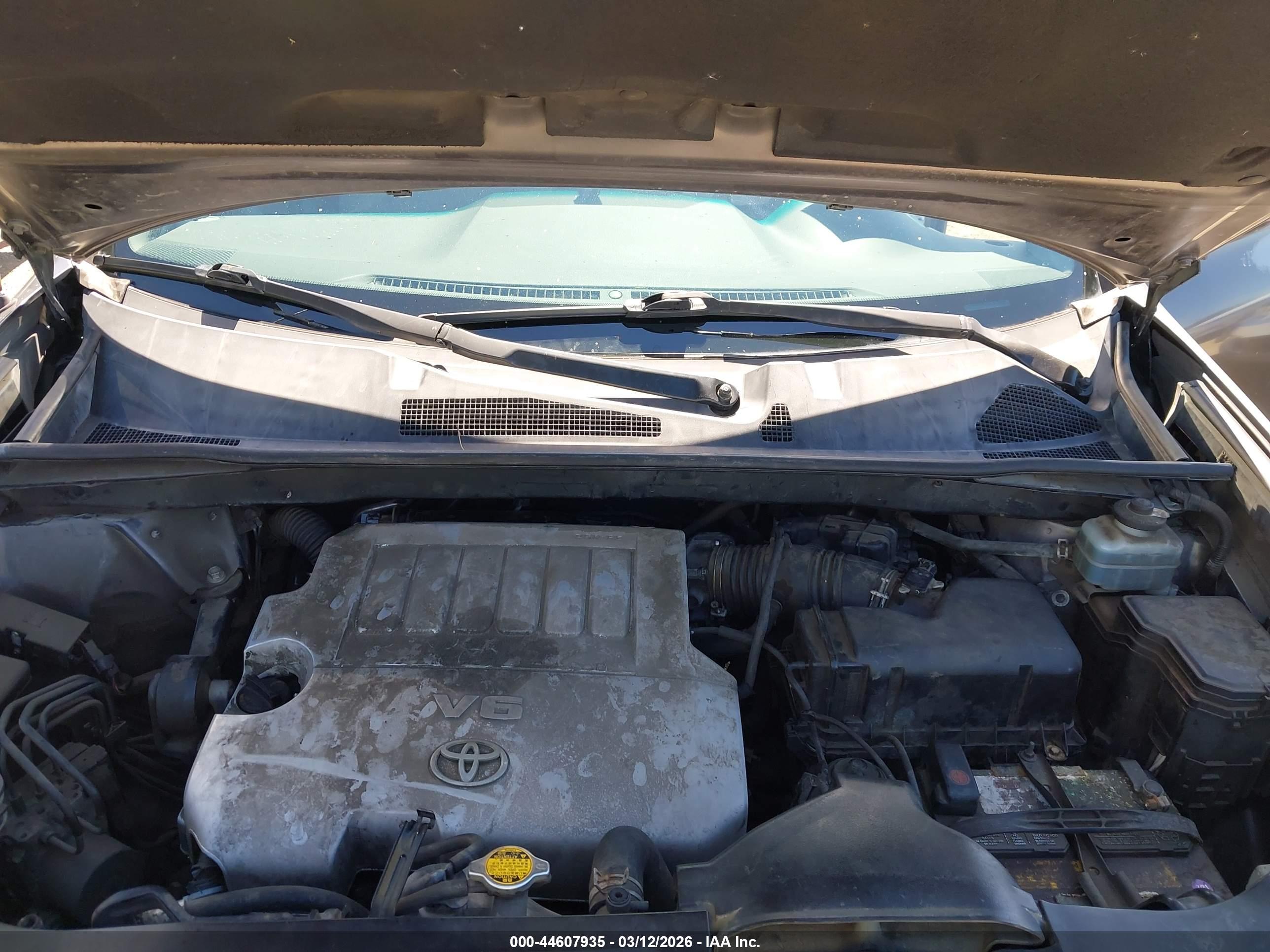 TOYOTA HIGHLANDER image 10