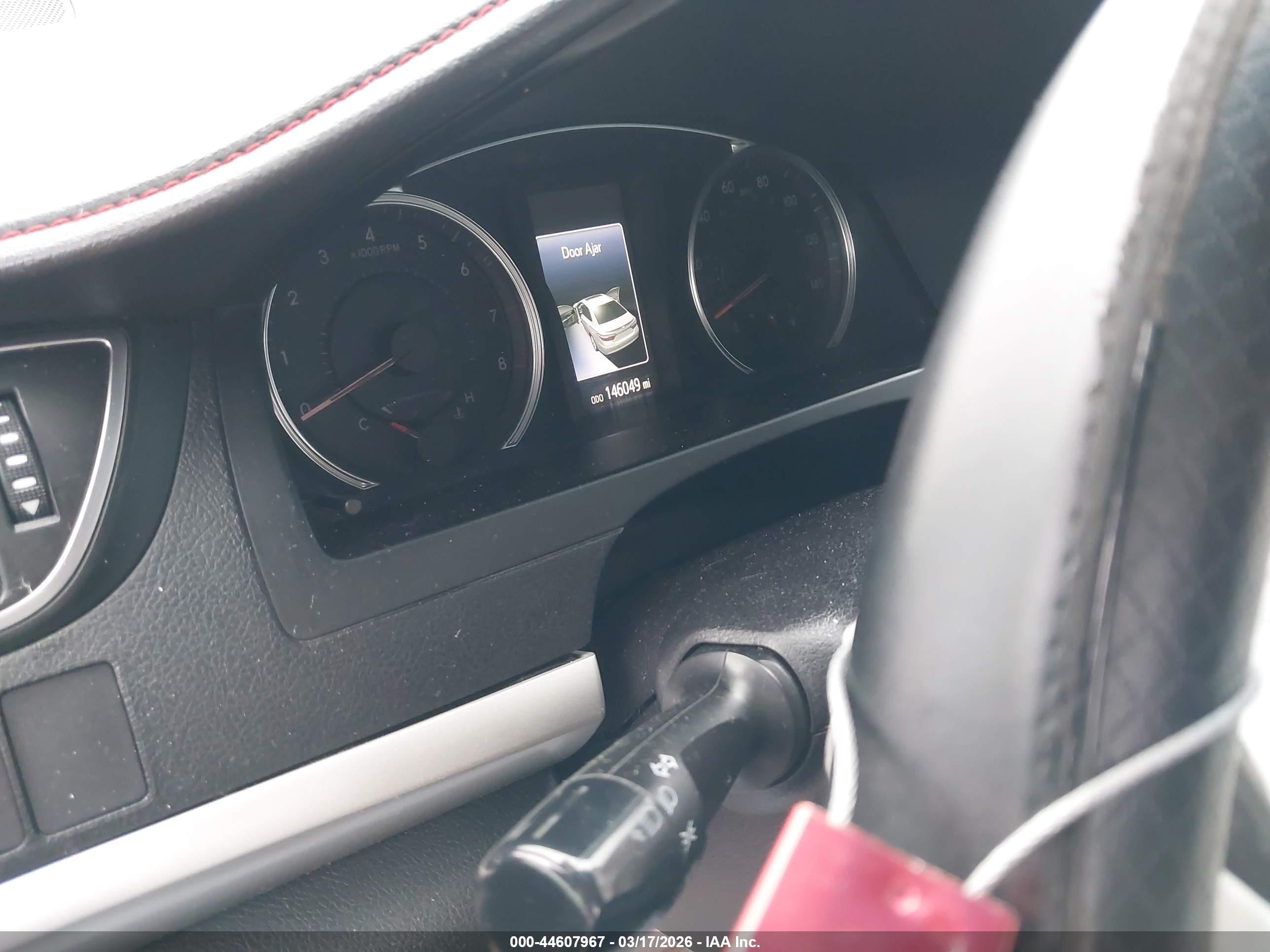 TOYOTA CAMRY image 7