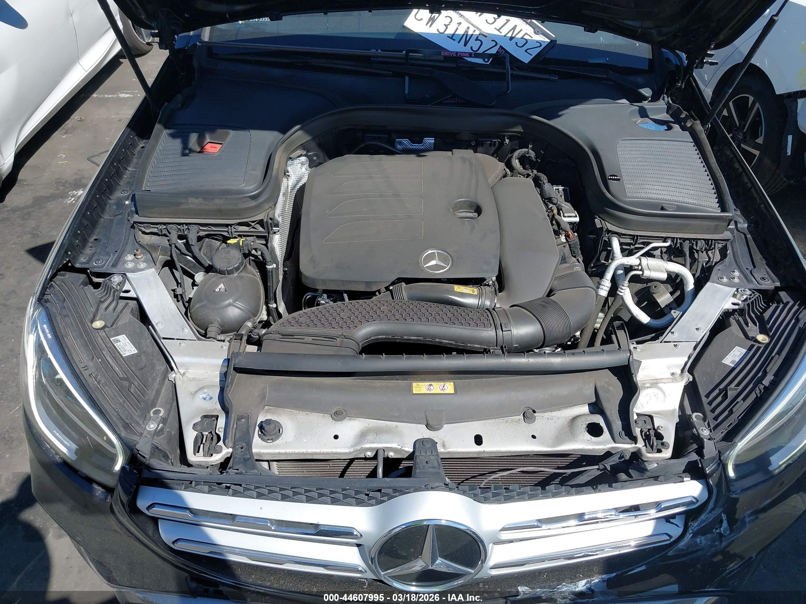 MERCEDES-BENZ GLC image 10