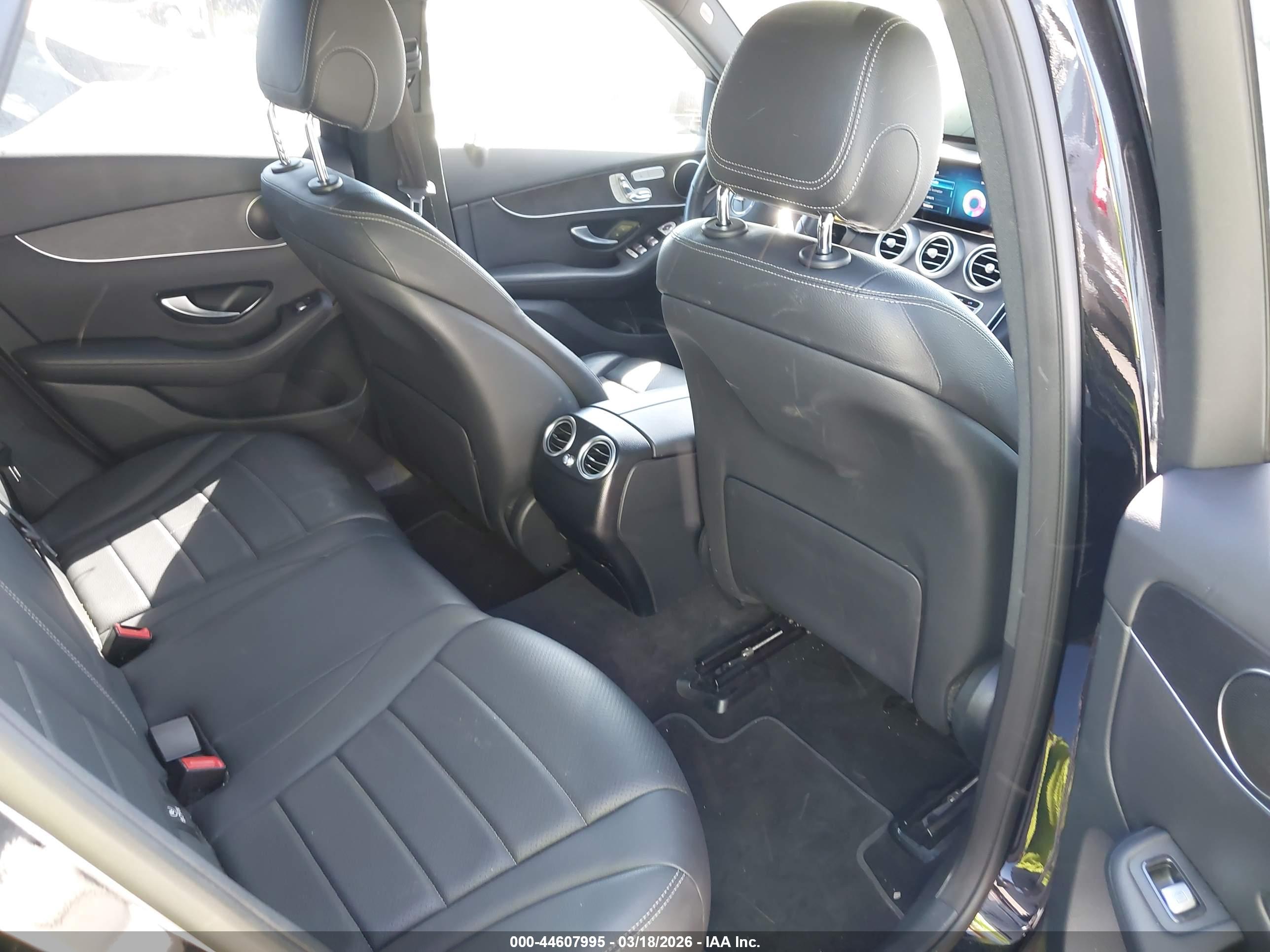 MERCEDES-BENZ GLC image 8
