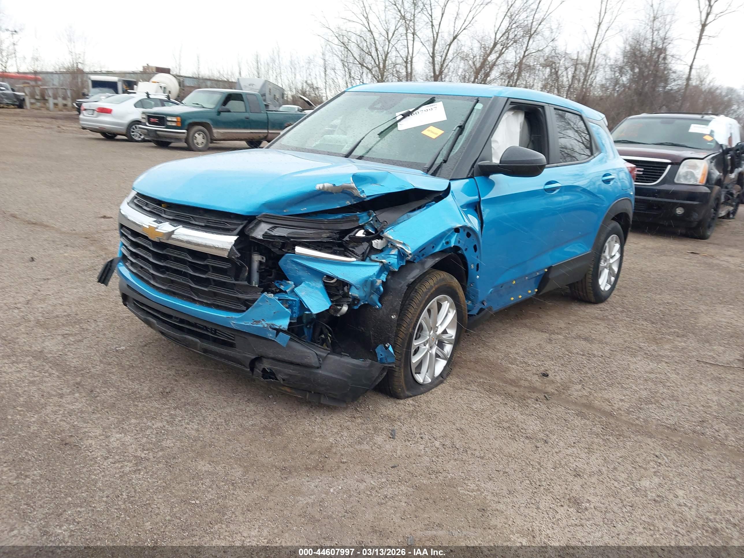 CHEVROLET TRAILBLAZER image 2