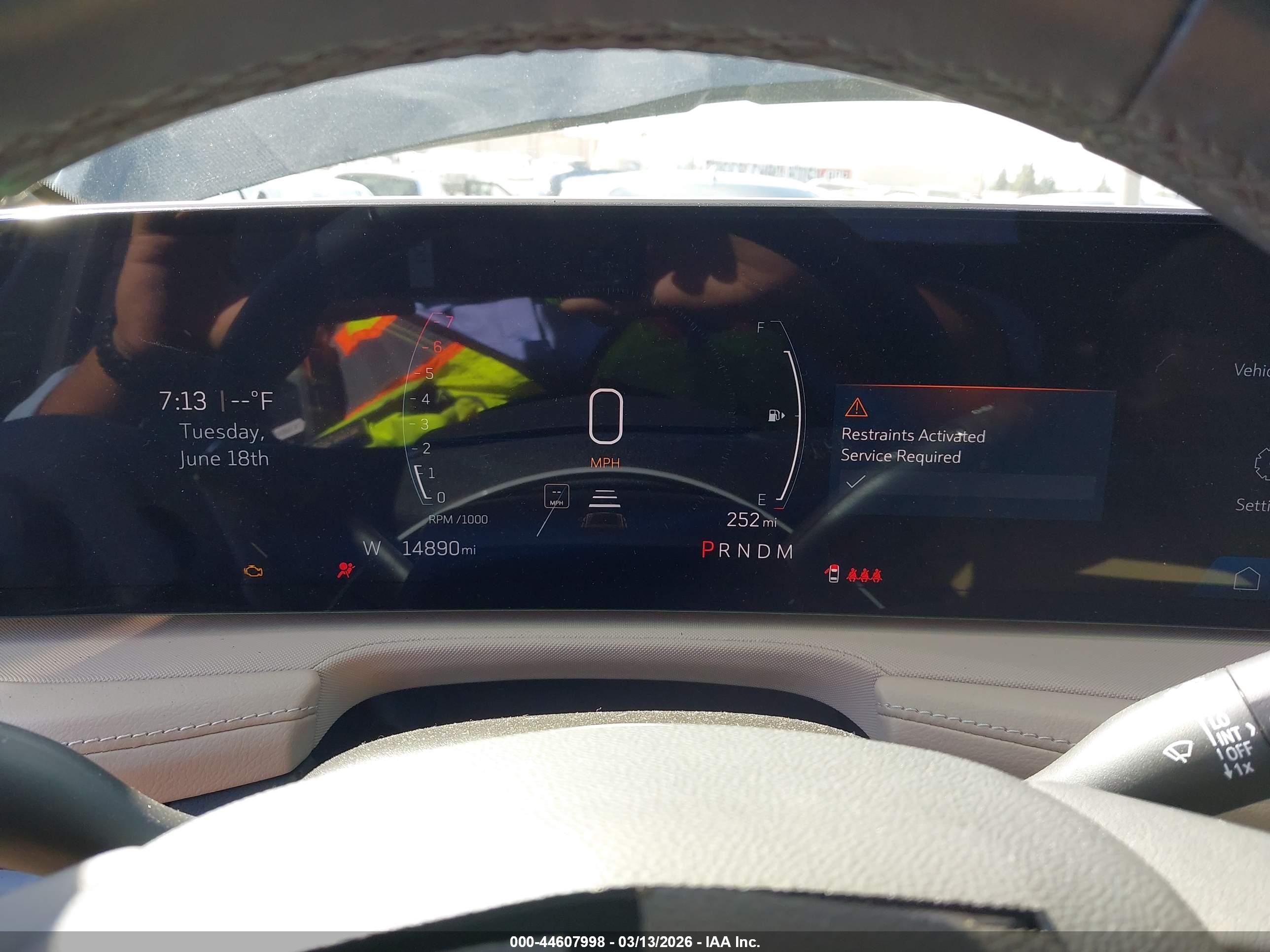 CADILLAC XT4 image 7