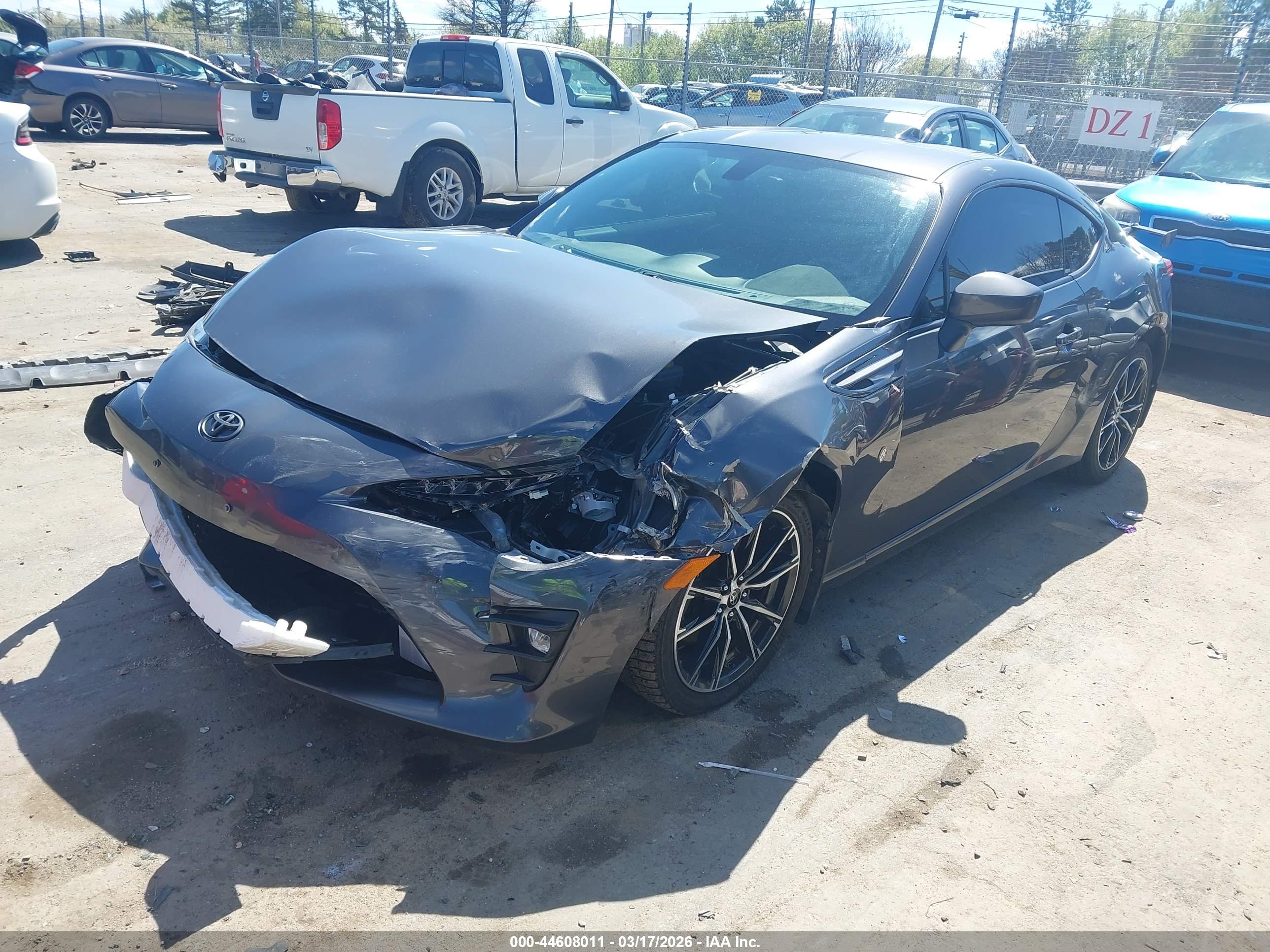 TOYOTA 86 image 2