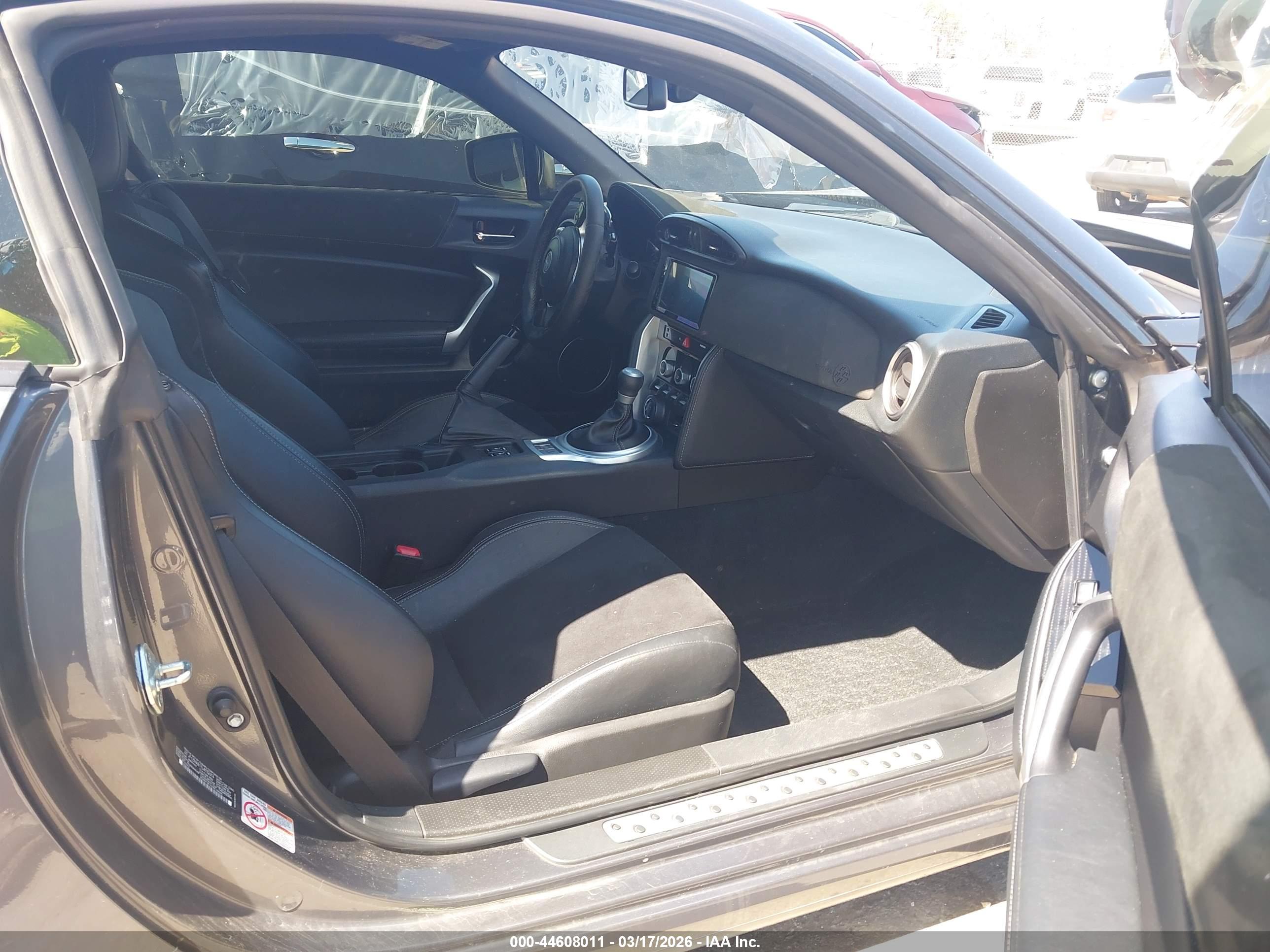 TOYOTA 86 image 5