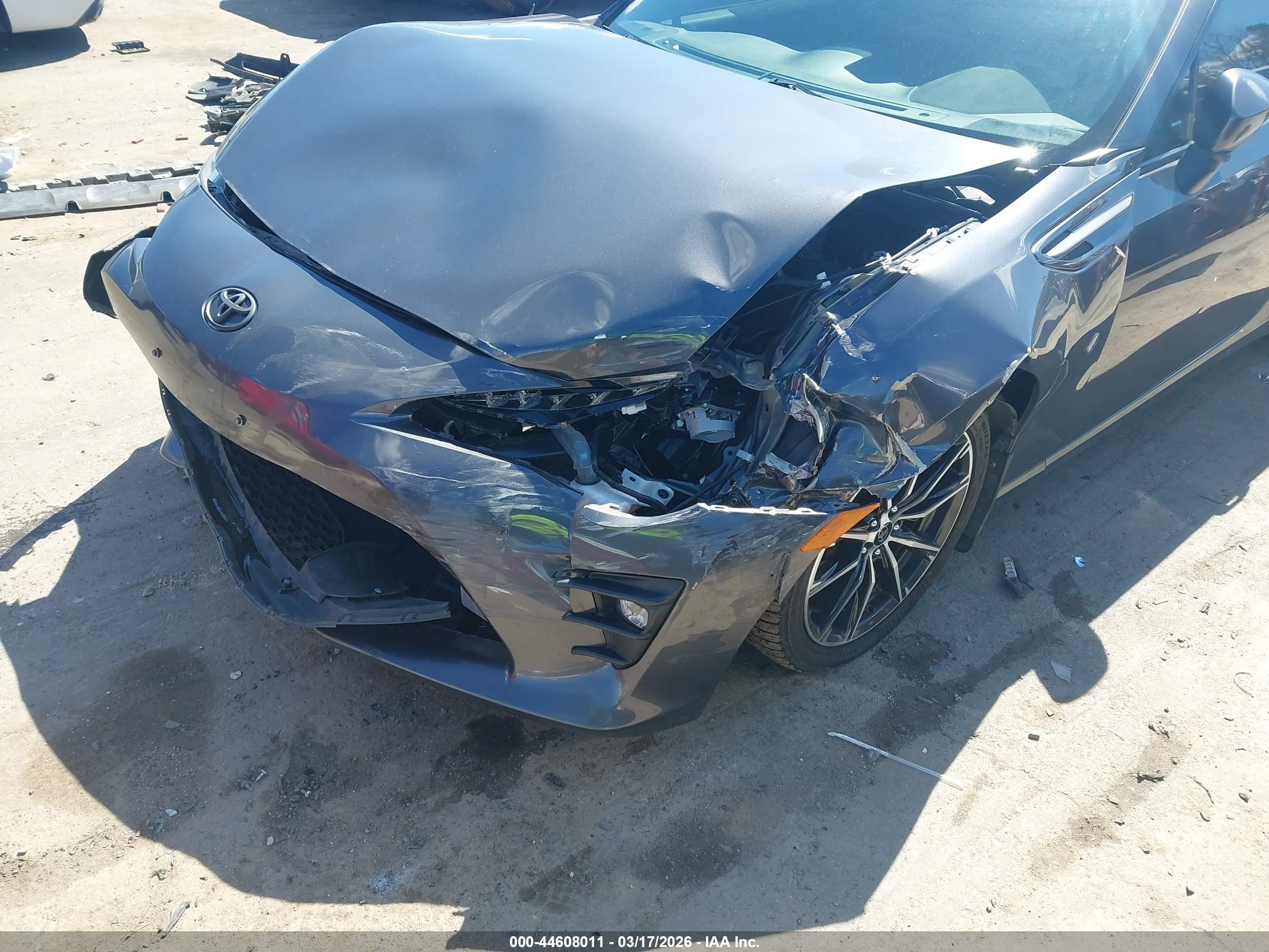 TOYOTA 86 image 6