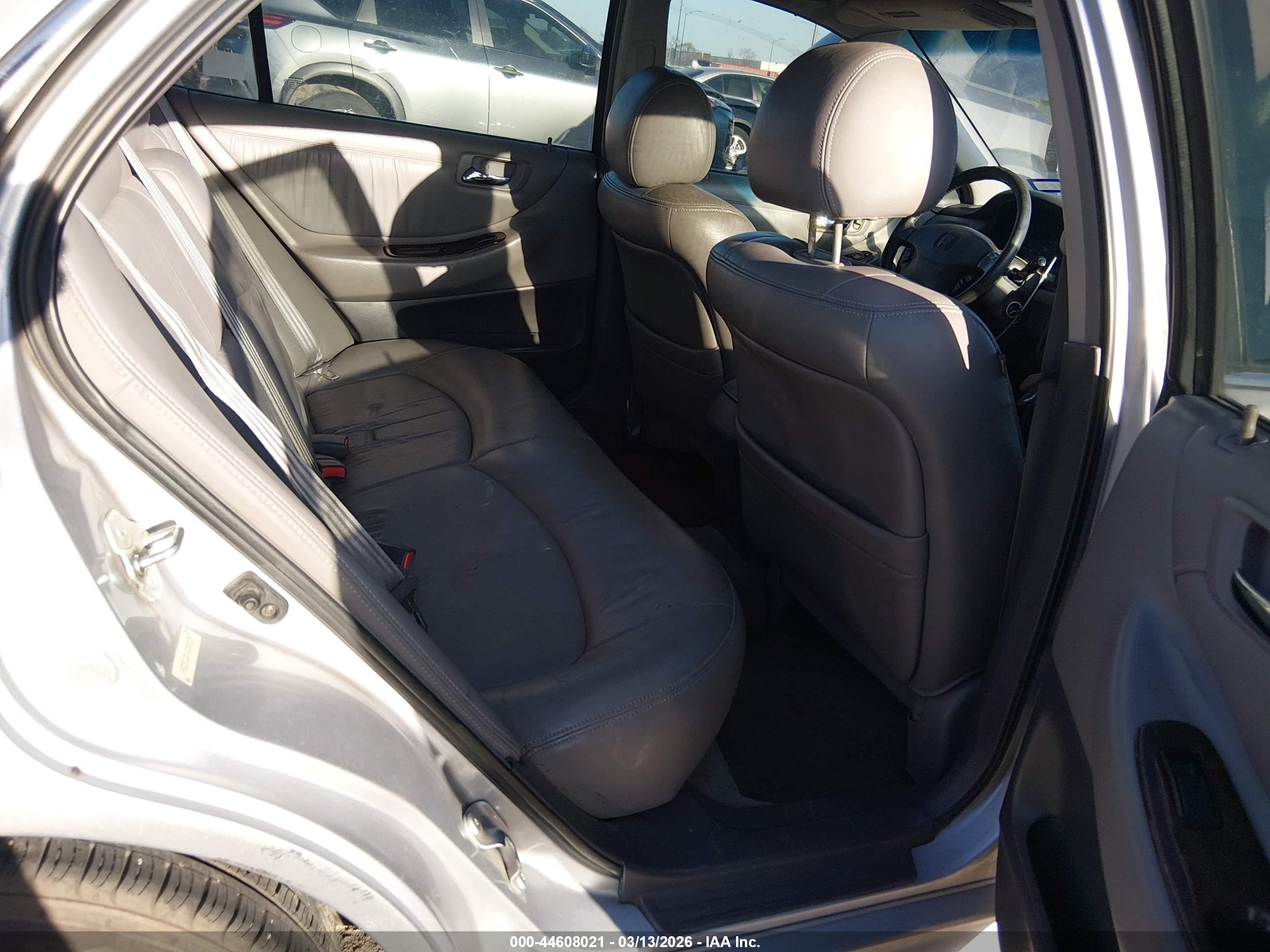 HONDA ACCORD image 8