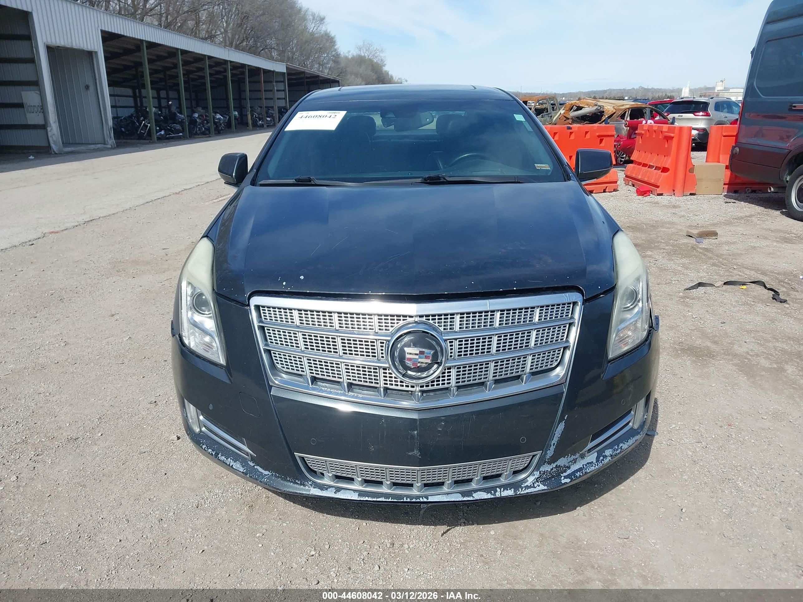 CADILLAC XTS image 6