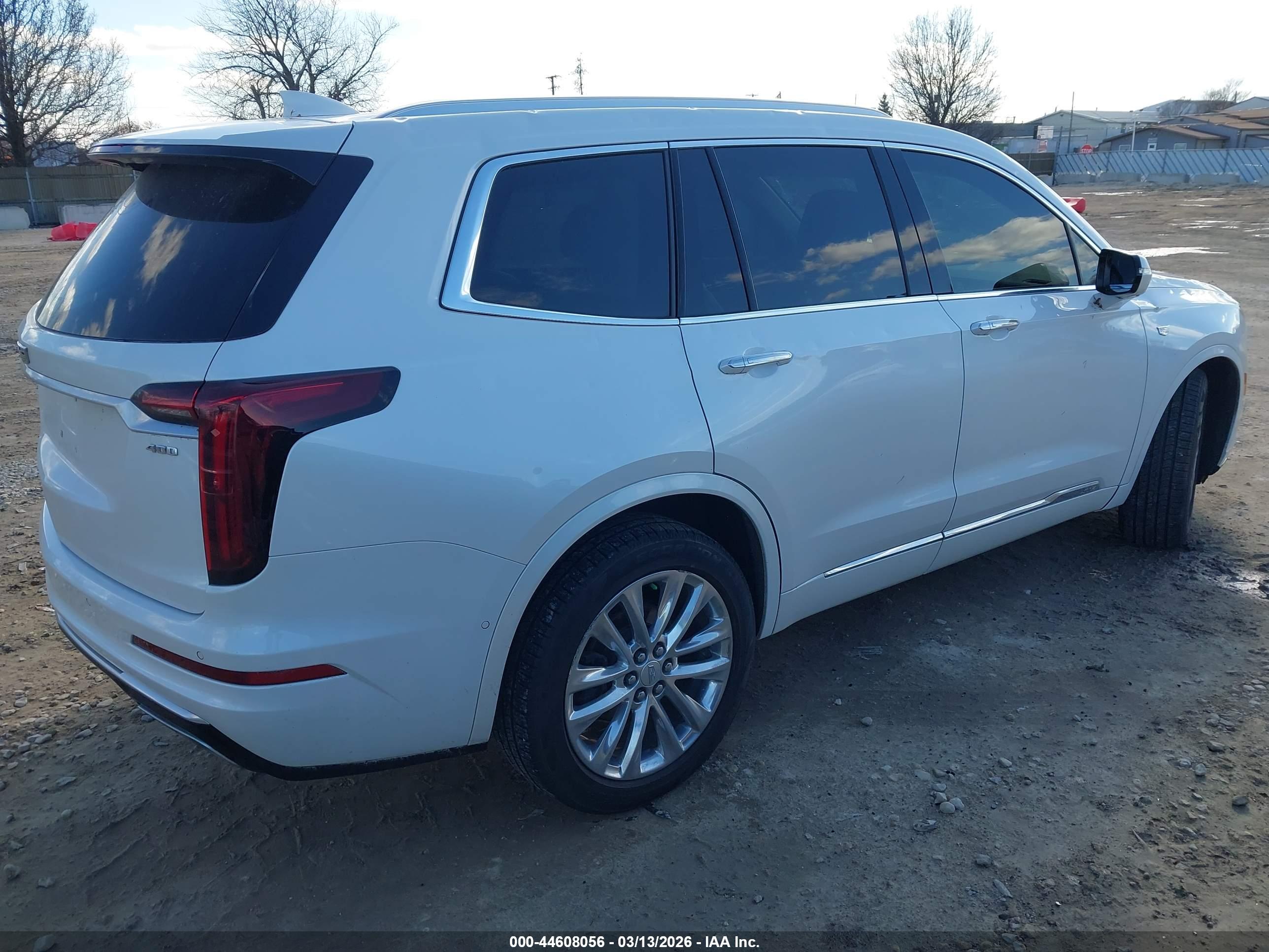 CADILLAC XT6 image 4