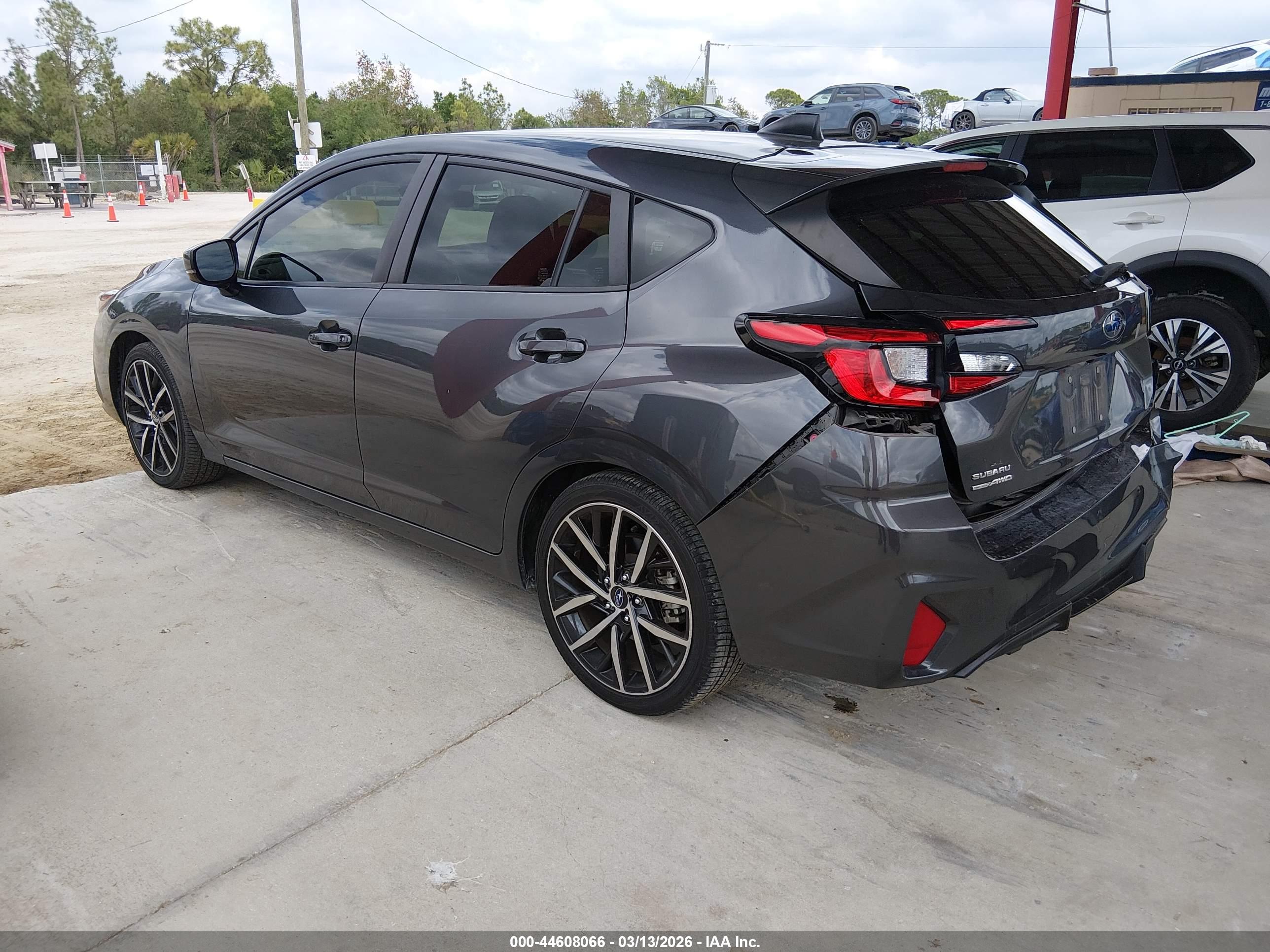 SUBARU IMPREZA image 3