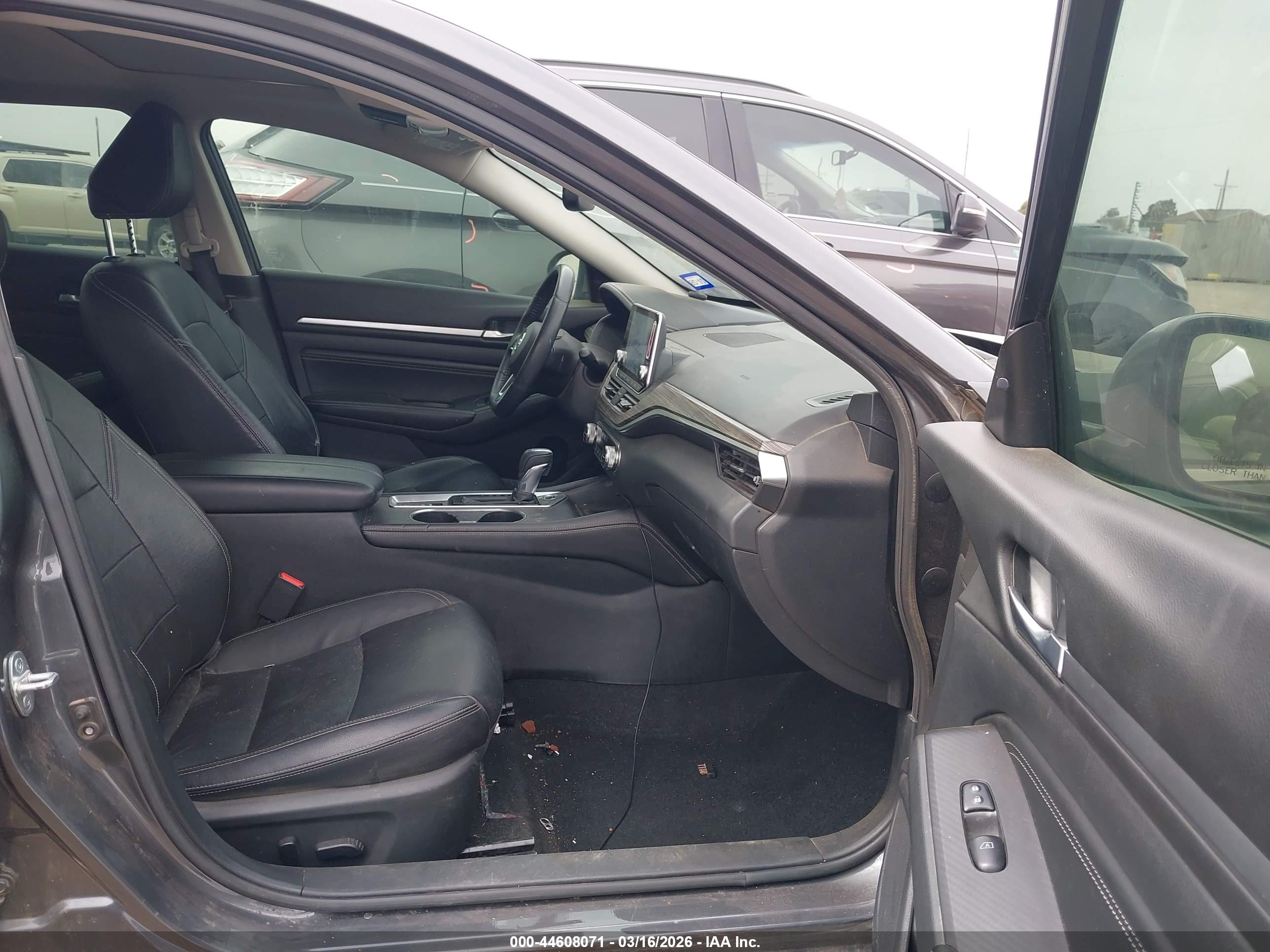 NISSAN ALTIMA image 5