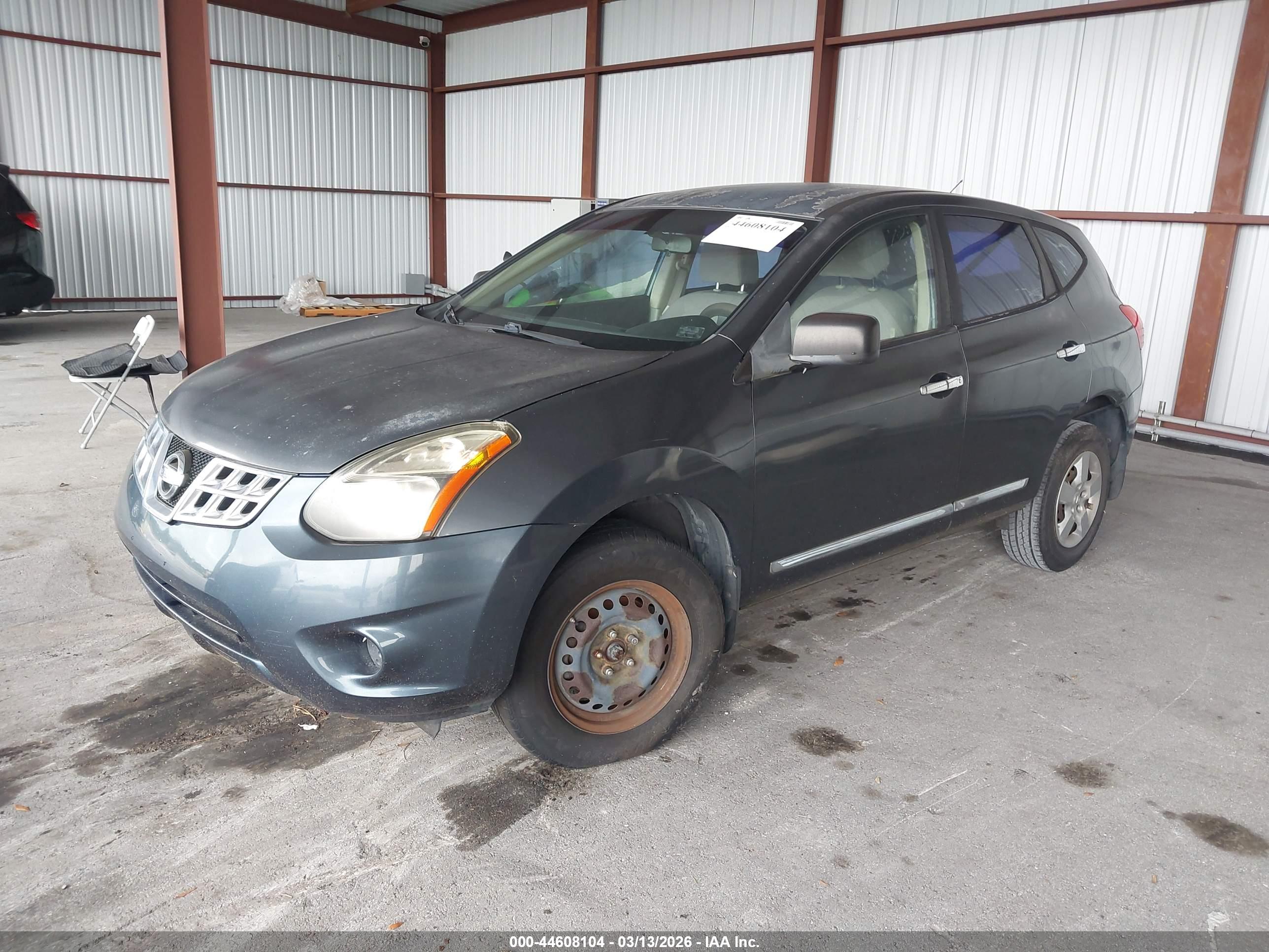 NISSAN ROGUE image 2