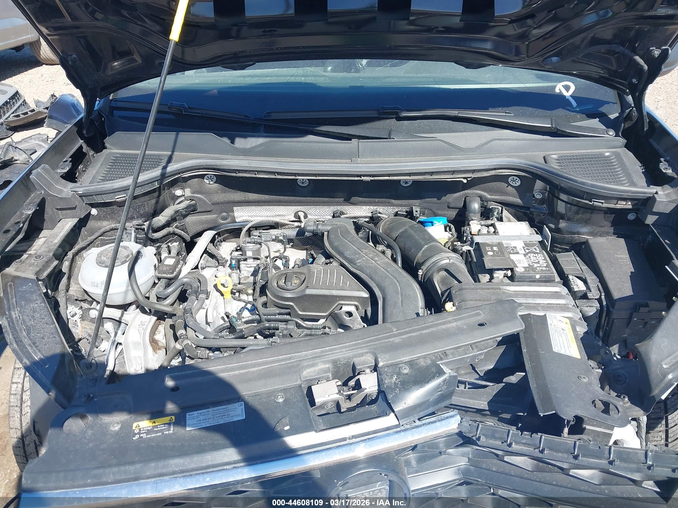 VOLKSWAGEN TAOS image 10