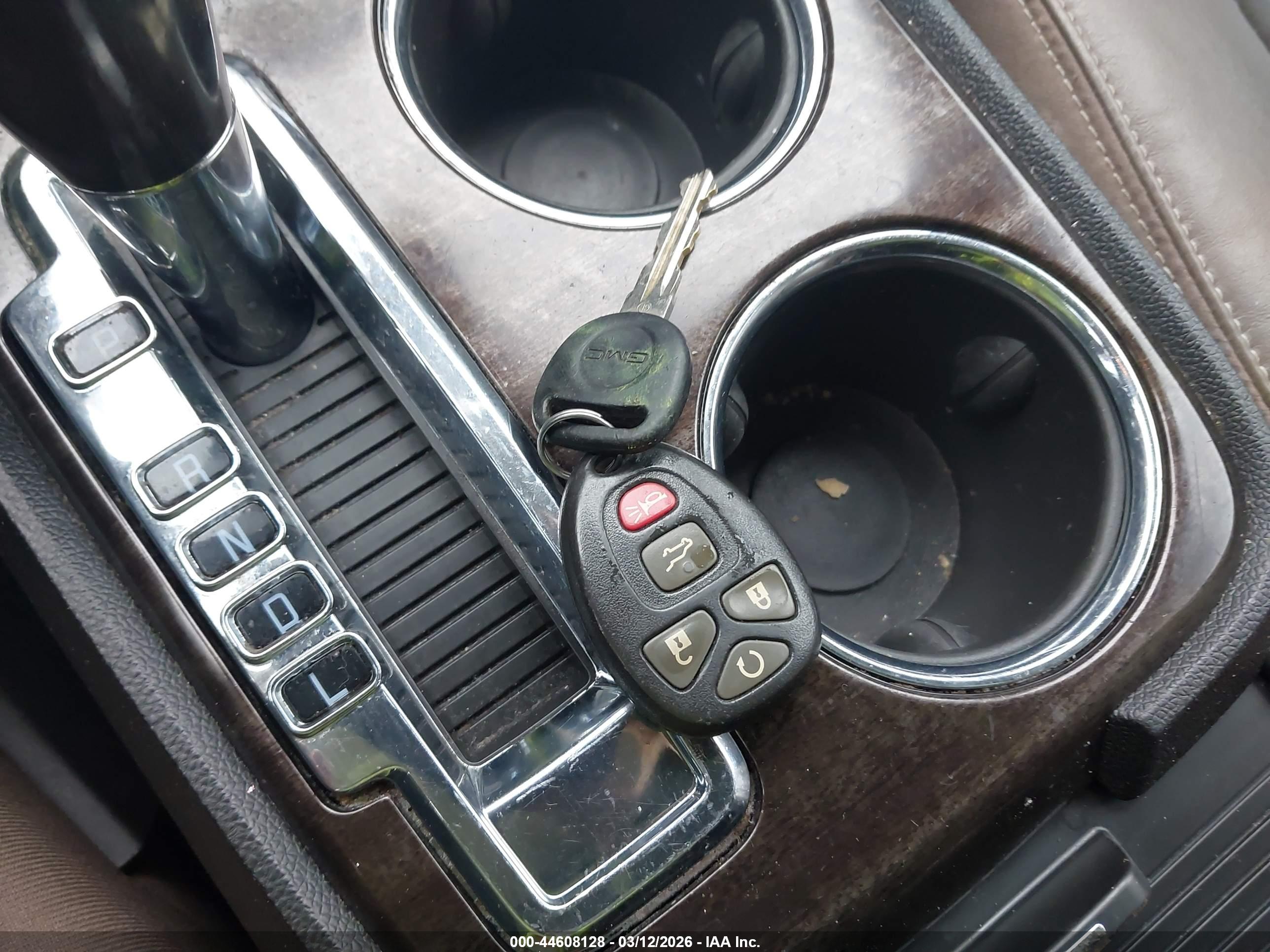 GMC ACADIA image 11