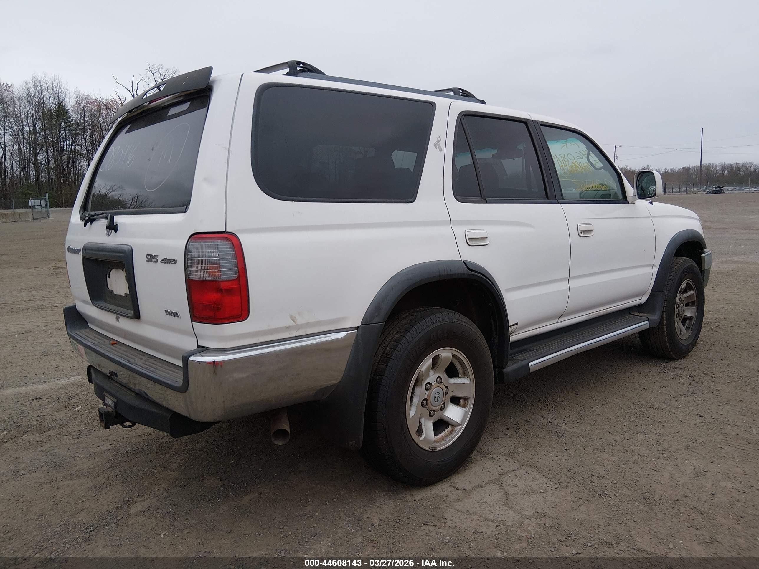 TOYOTA 4RUNNER image 4