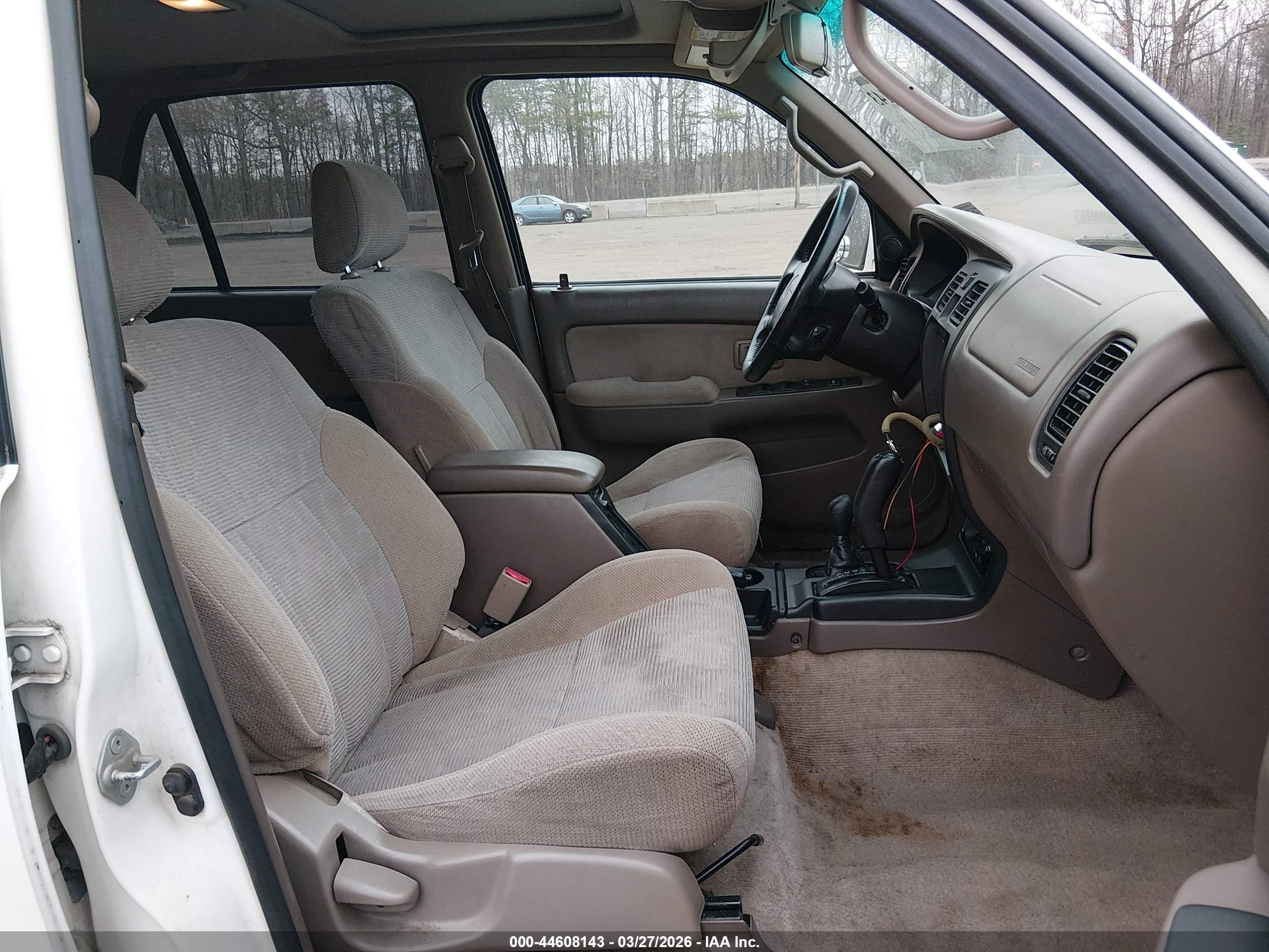TOYOTA 4RUNNER image 5