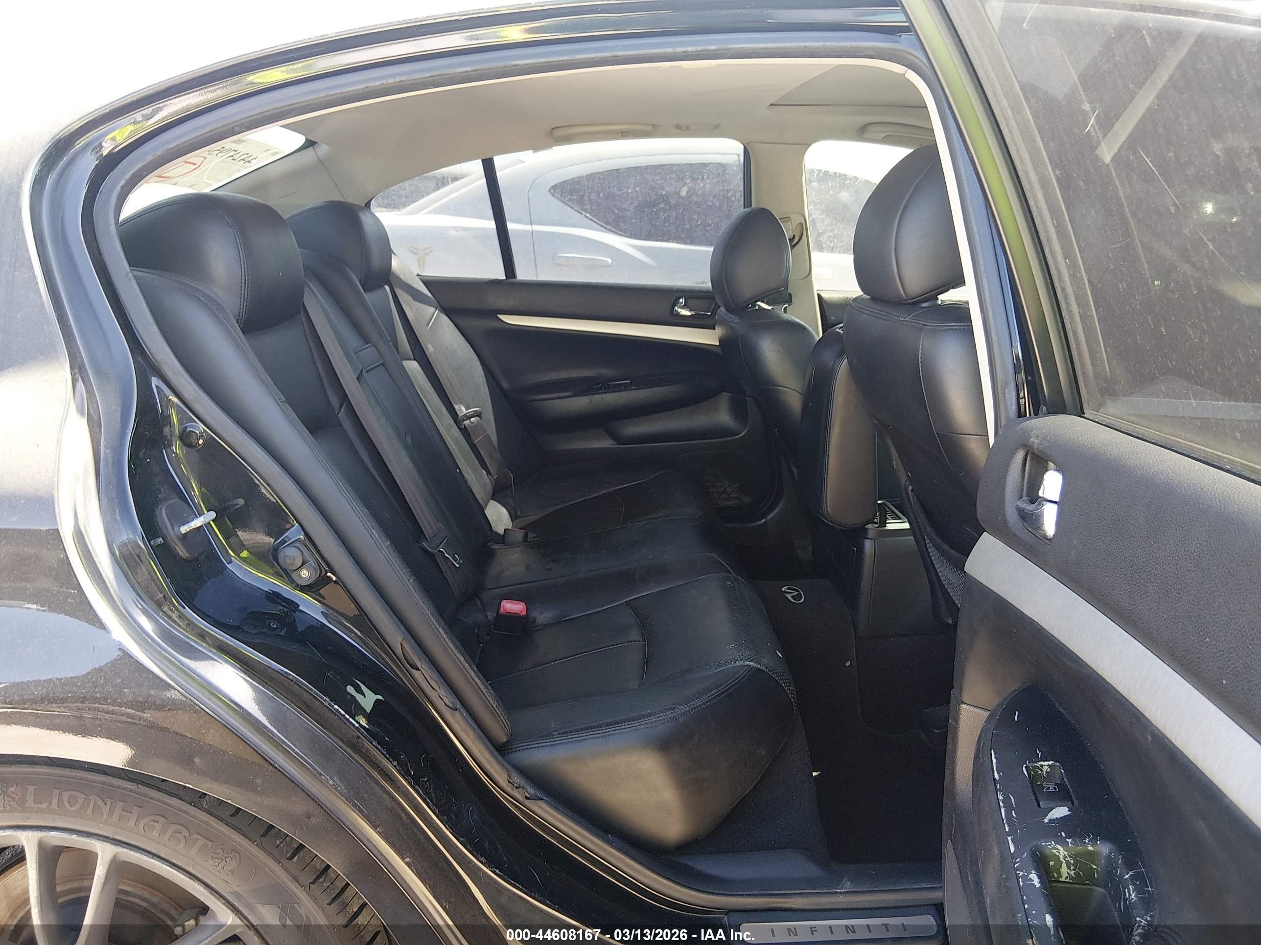 INFINITI G35 image 8