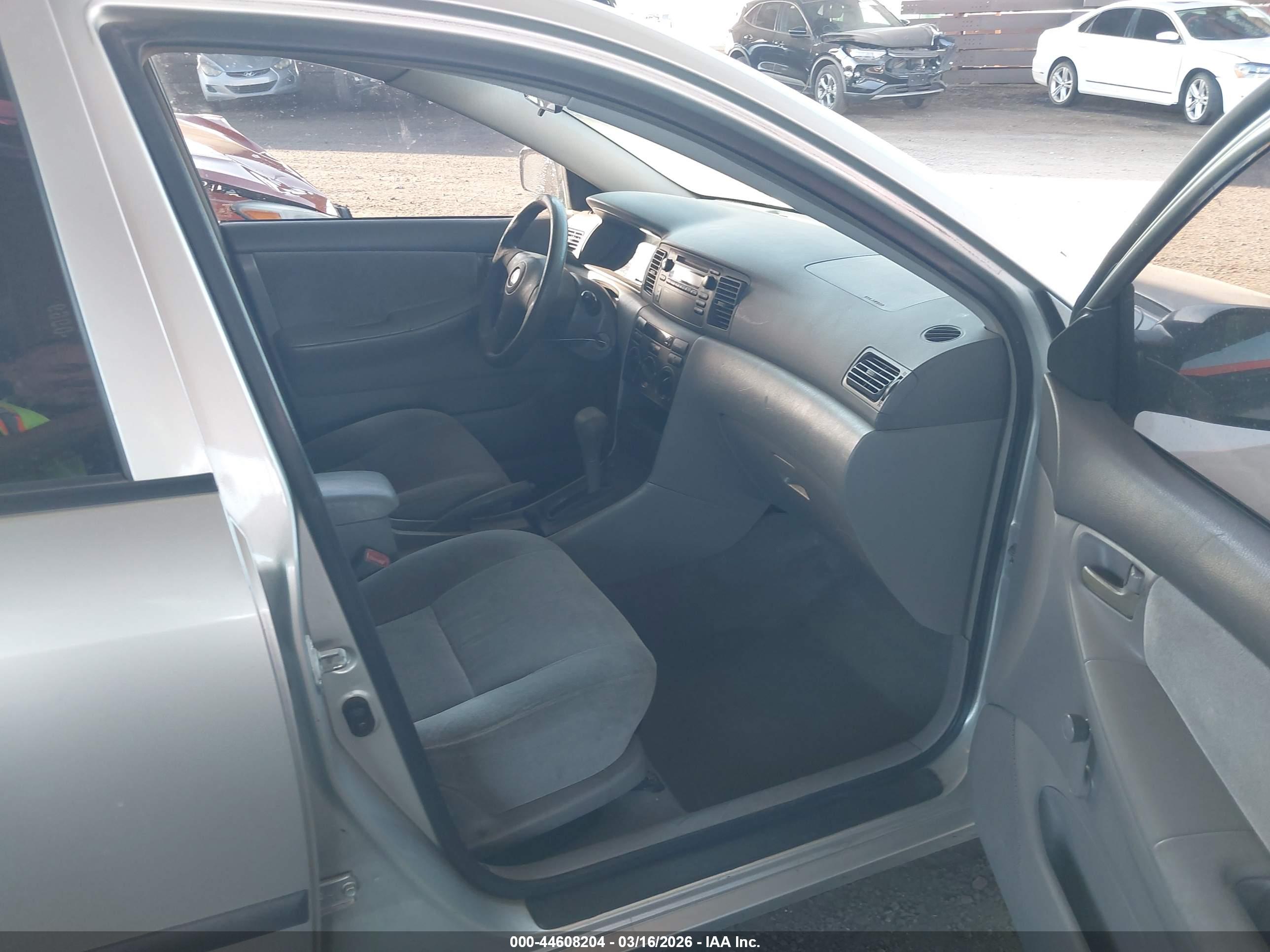 TOYOTA COROLLA image 5