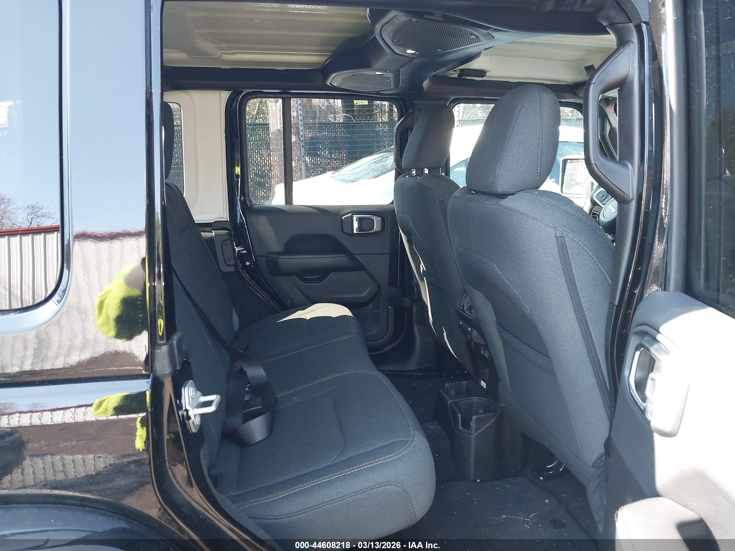JEEP WRANGLER image 8