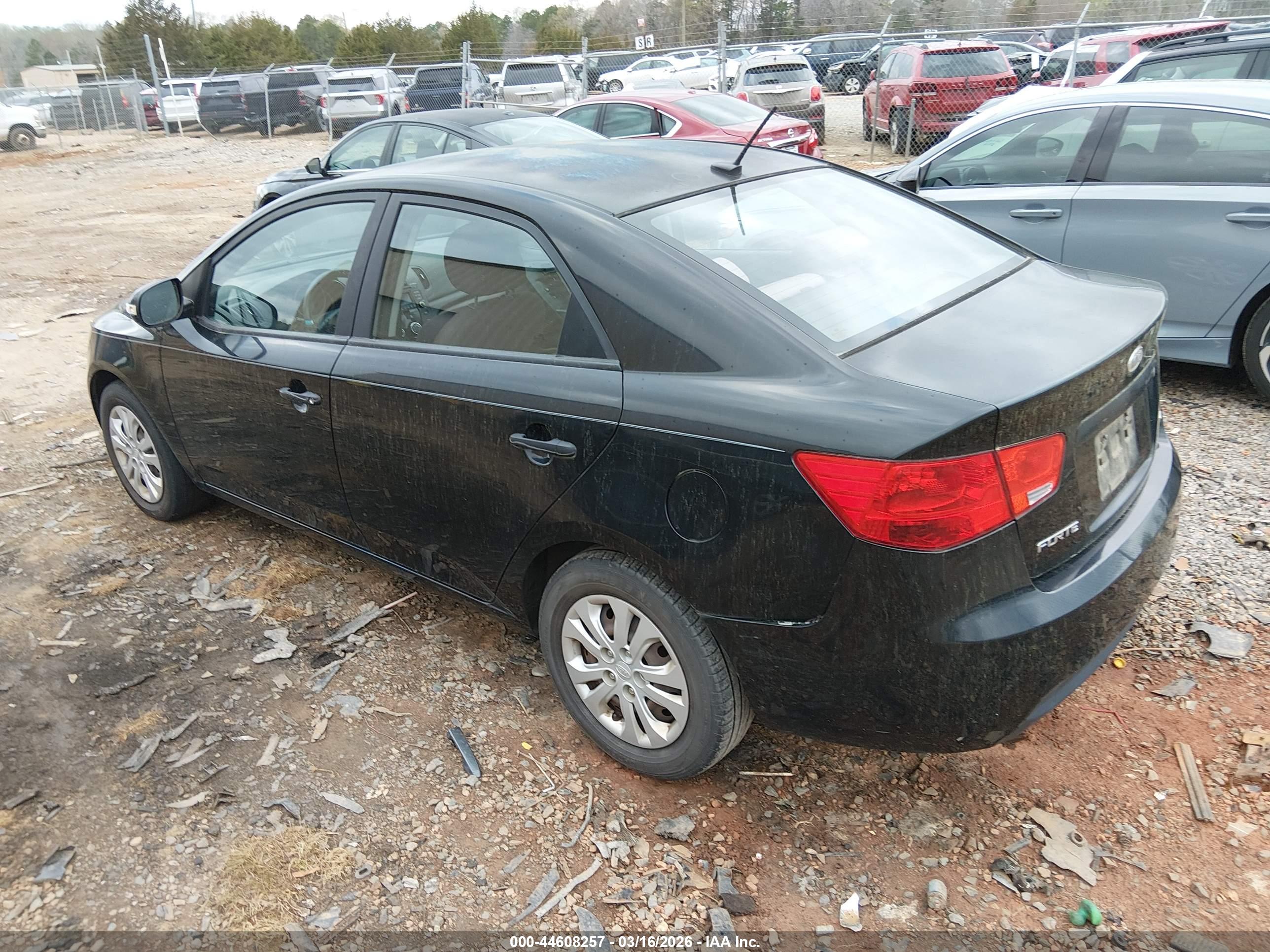 KIA FORTE image 3