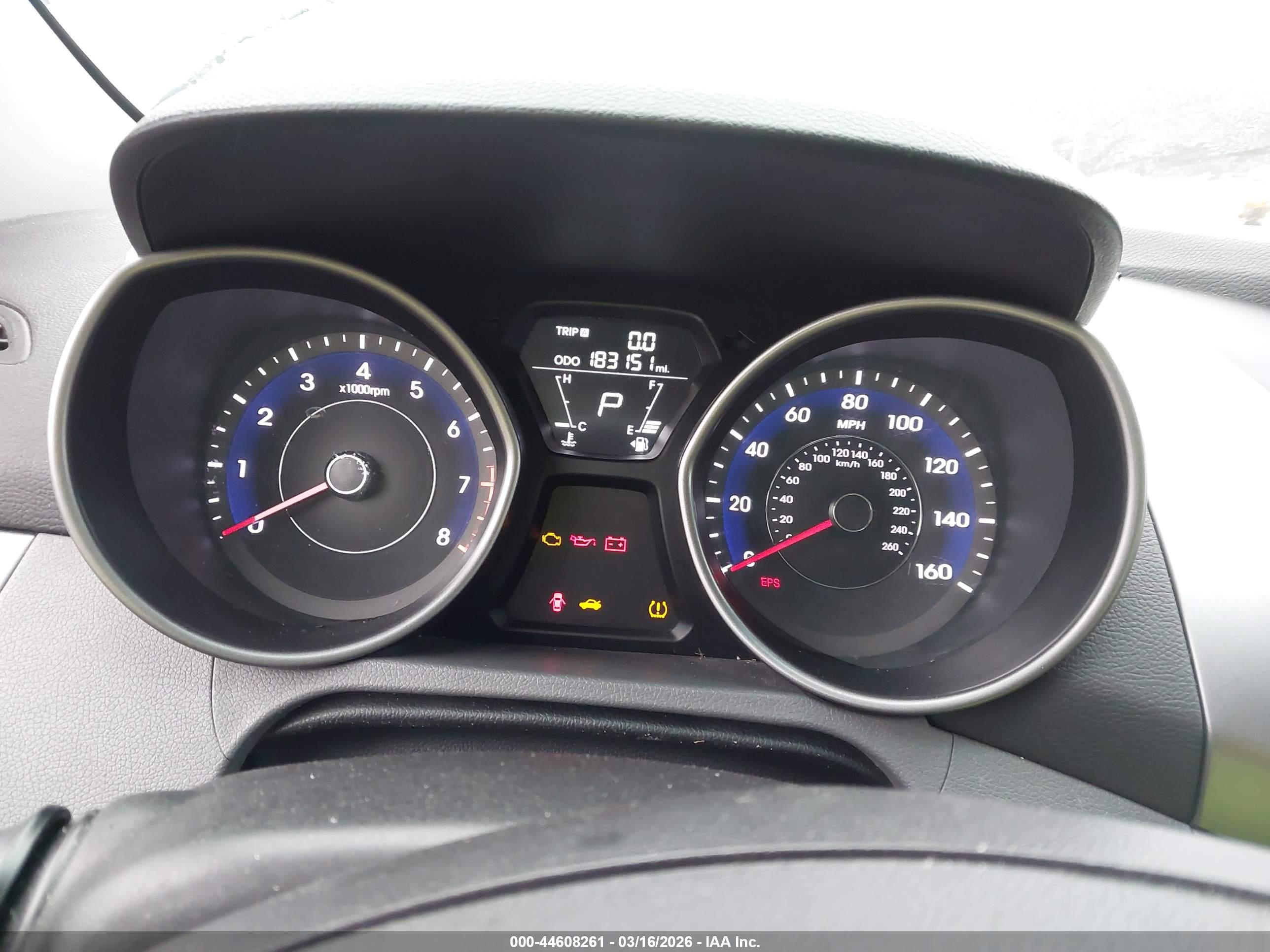 HYUNDAI ELANTRA image 7