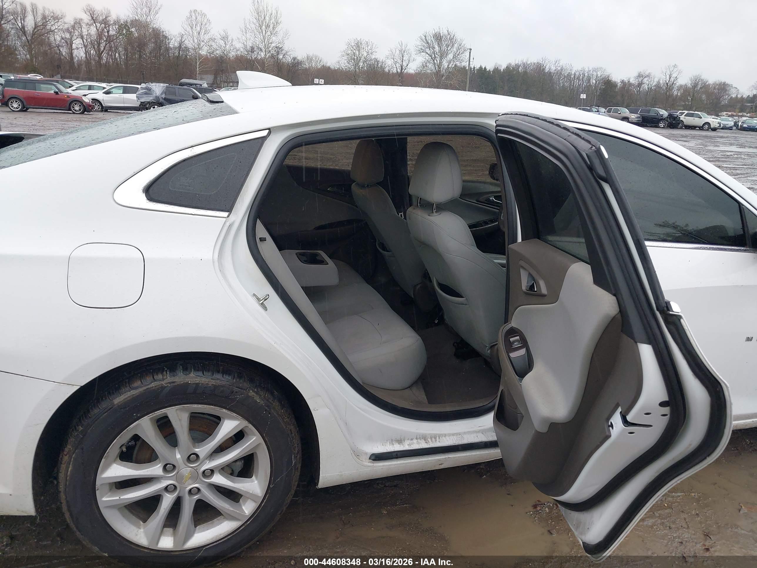 CHEVROLET MALIBU image 8