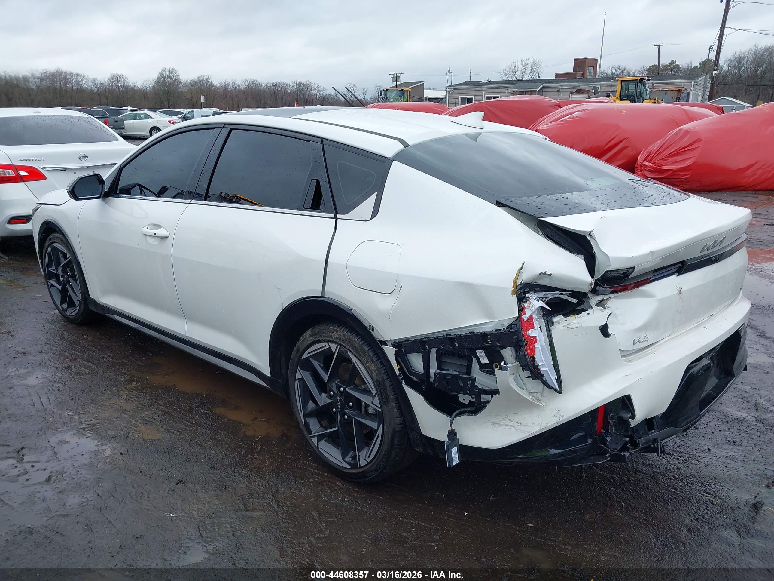 KIA K4 image 6