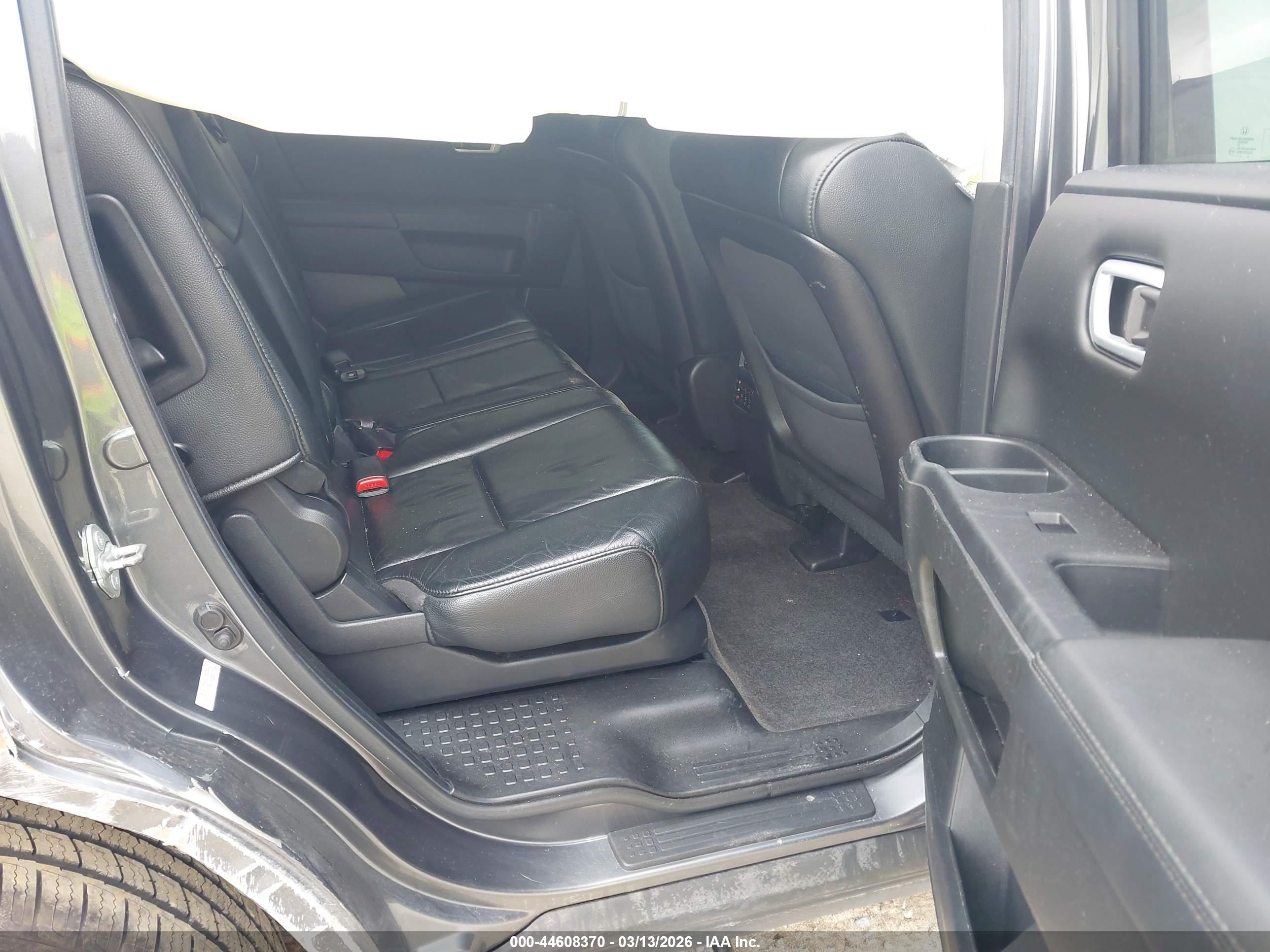 HONDA PILOT image 8