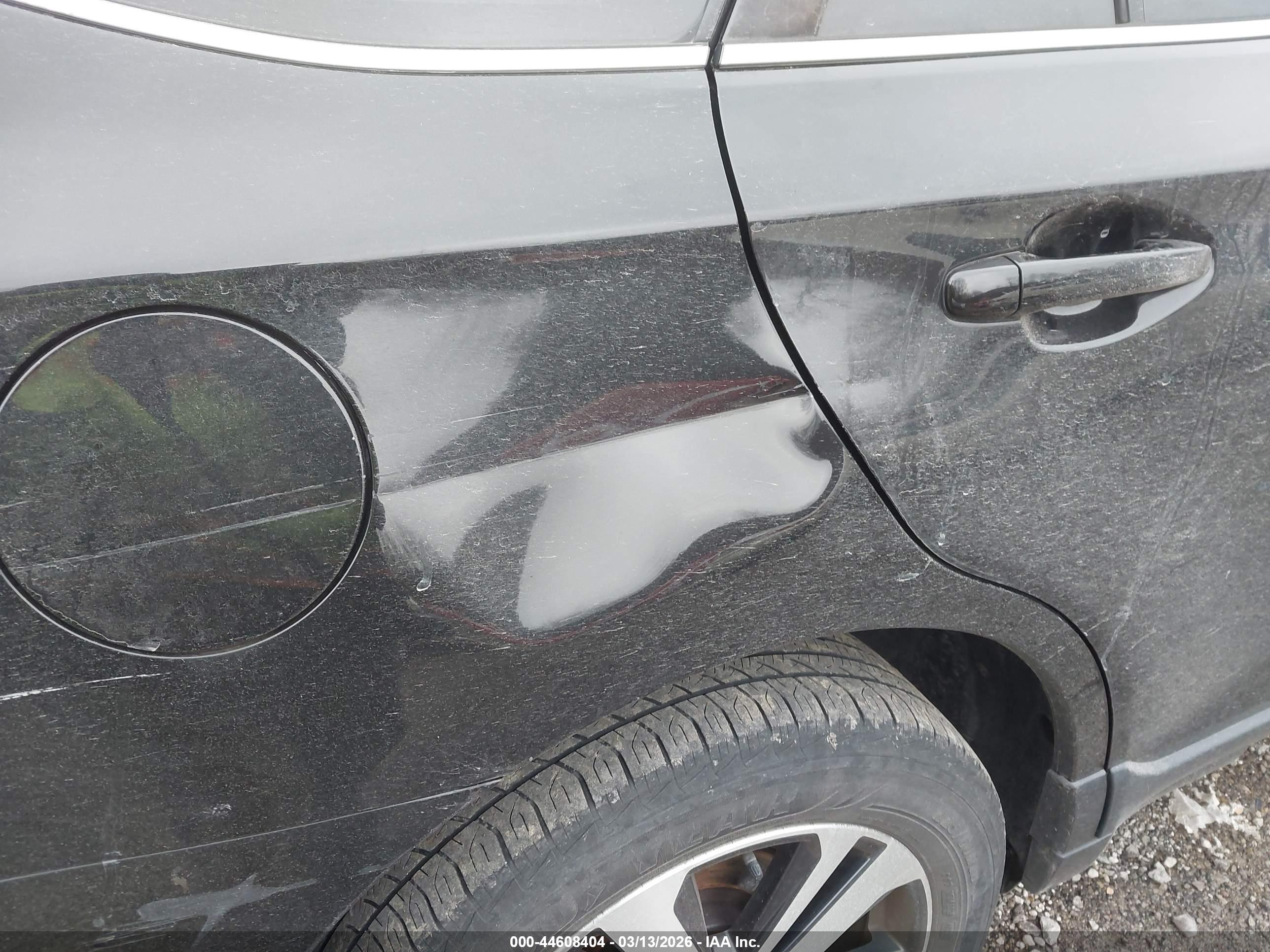 SUBARU OUTBACK image 6