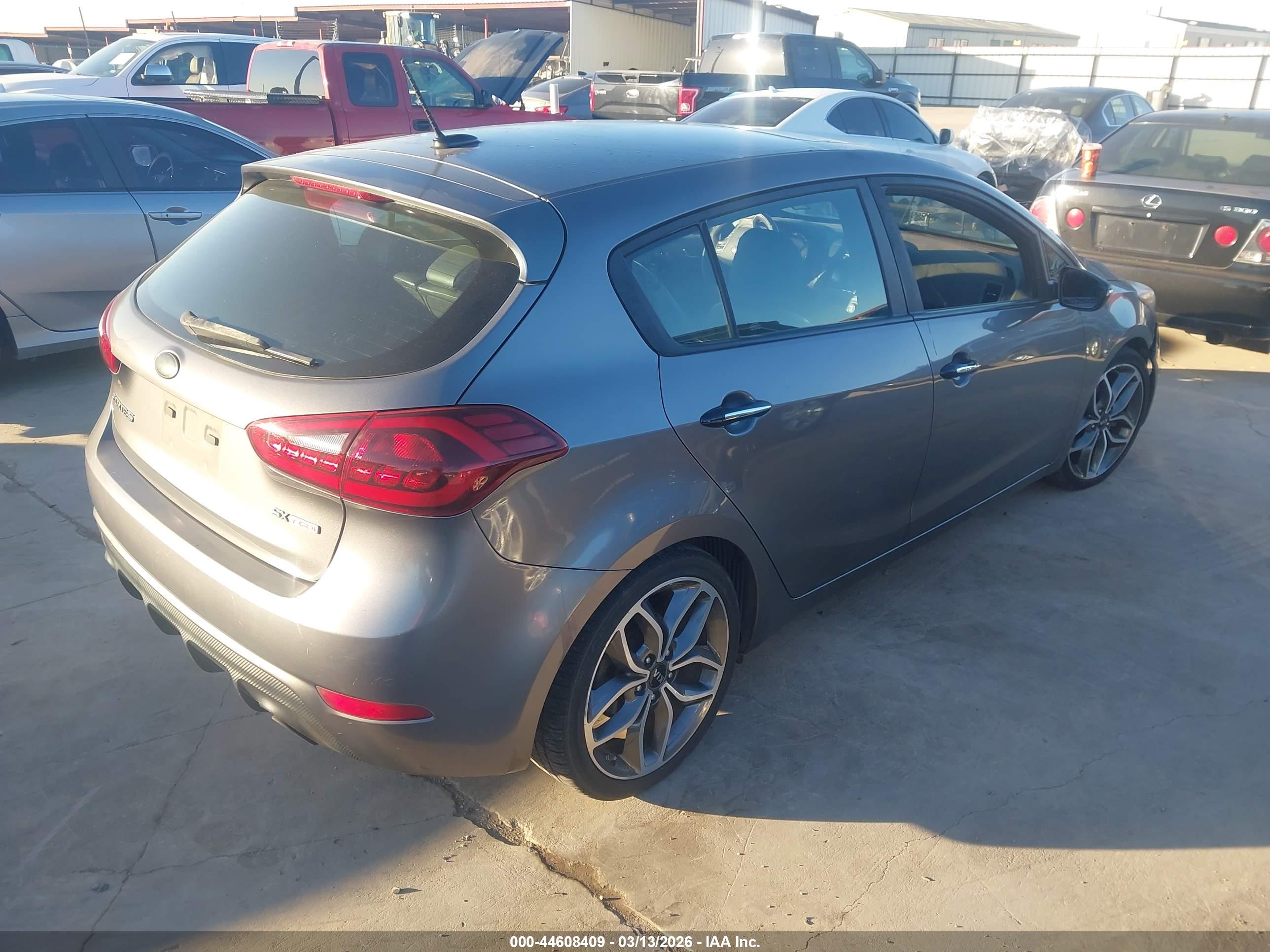 KIA FORTE image 4