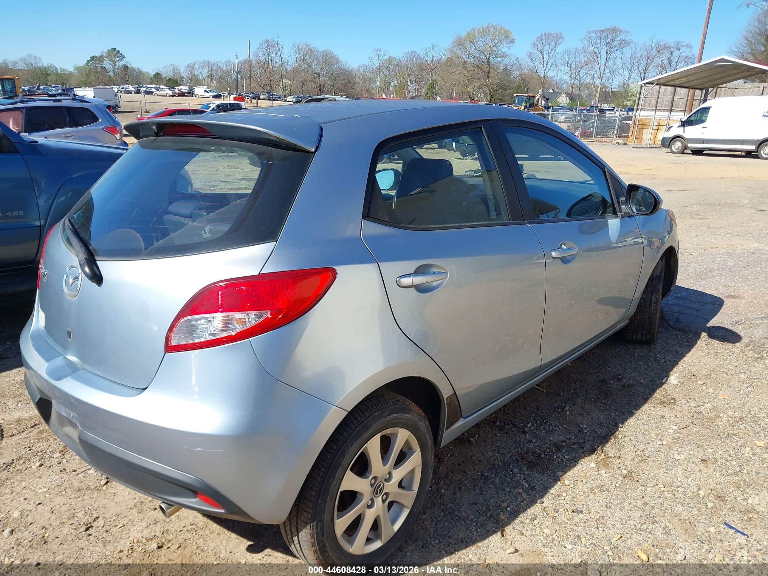 MAZDA MAZDA2 image 4