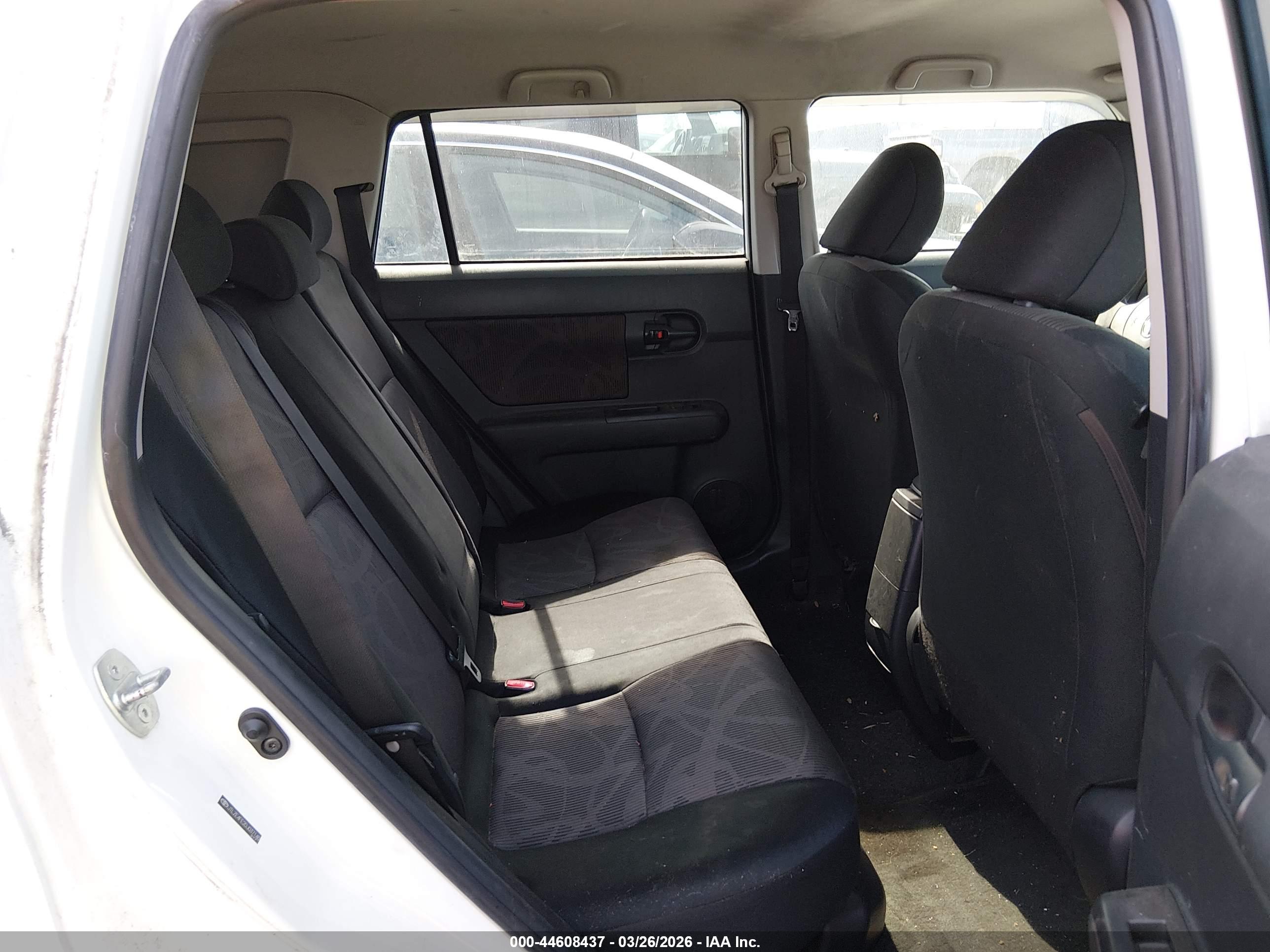 SCION XB image 8