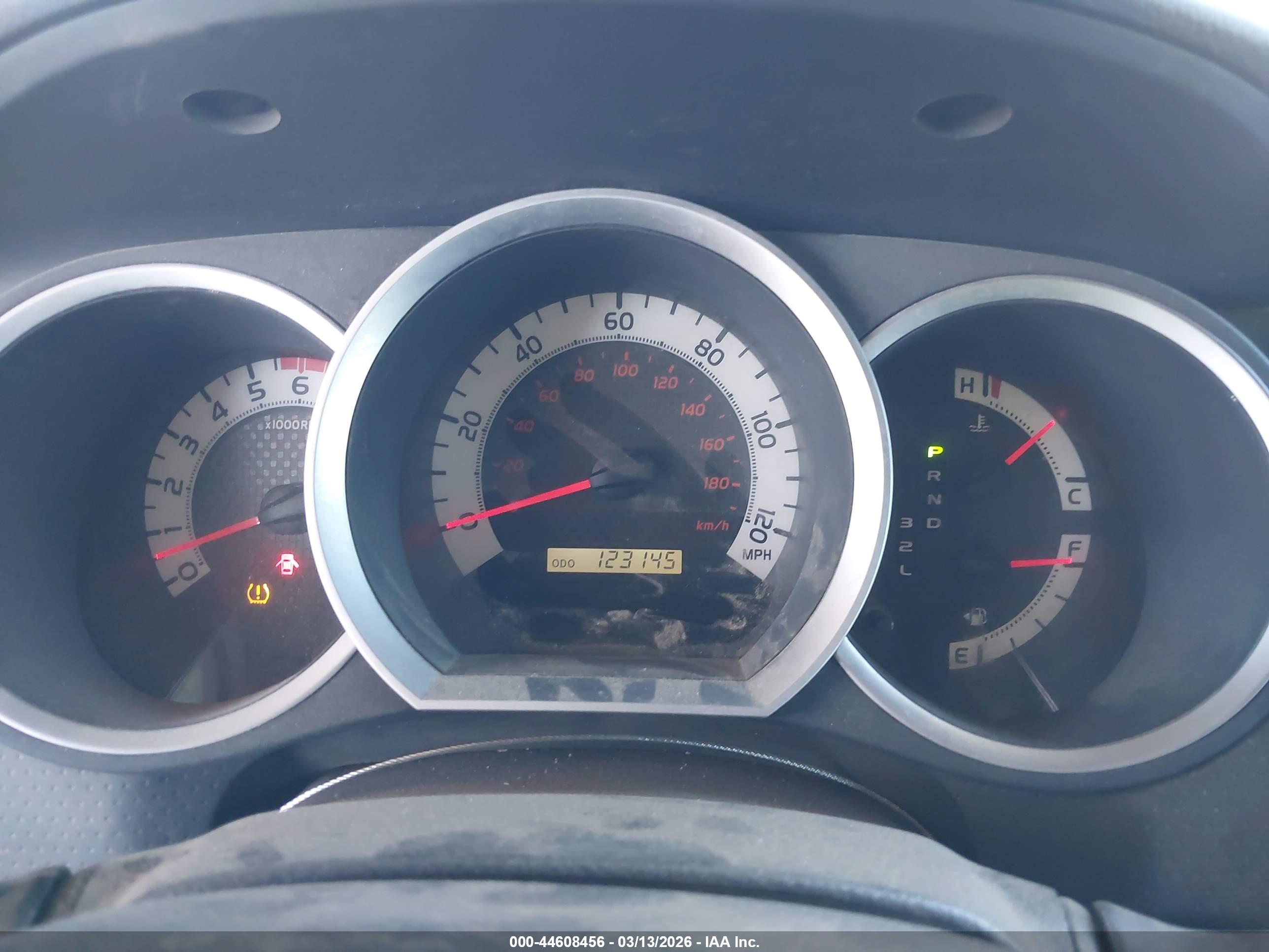 TOYOTA TACOMA image 7