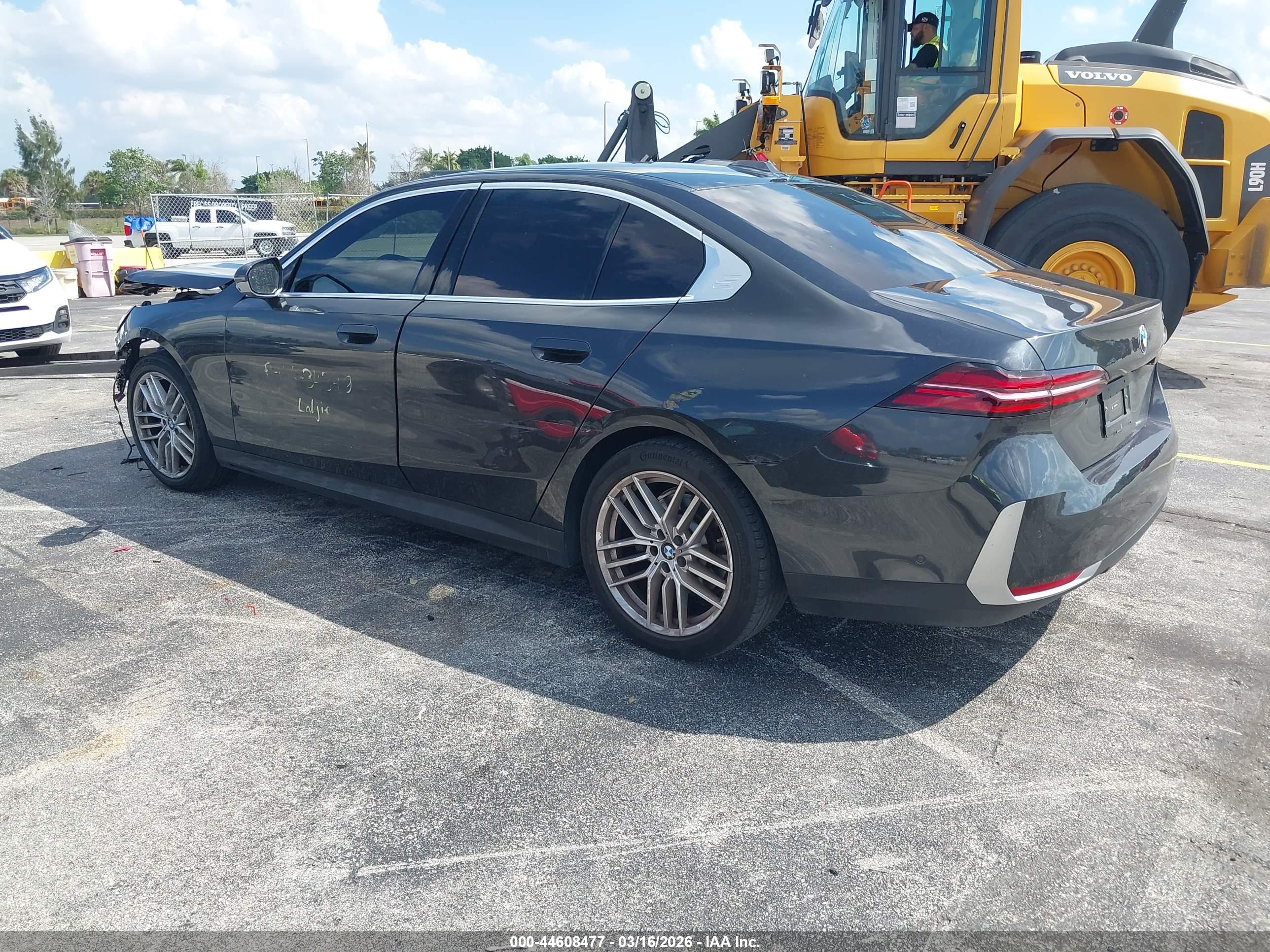 BMW 530I image 3