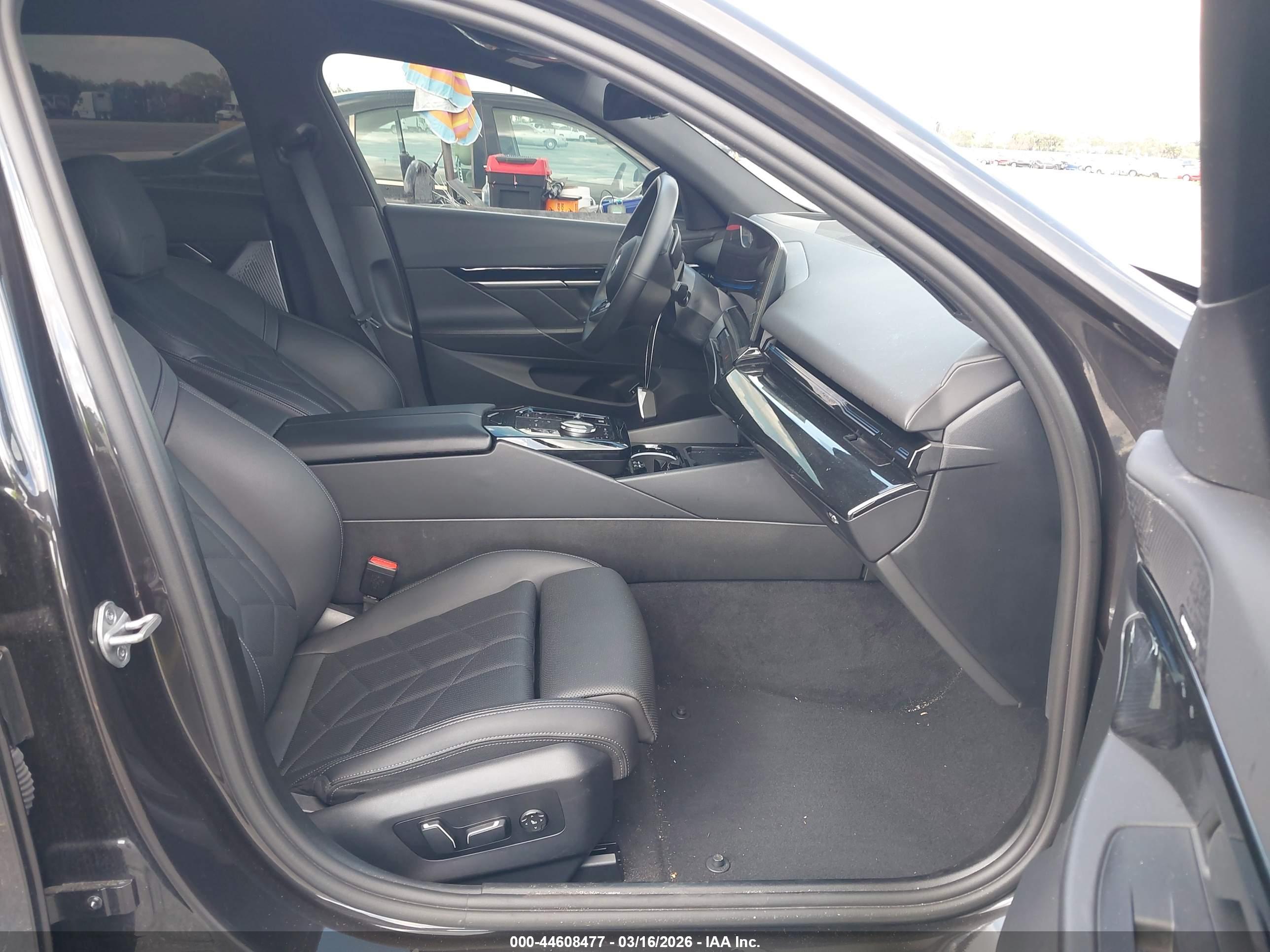 BMW 530I image 5