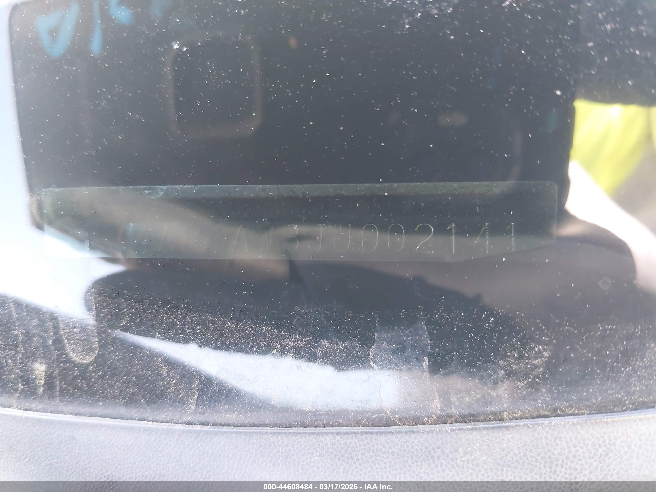MITSUBISHI OUTLANDER image 9