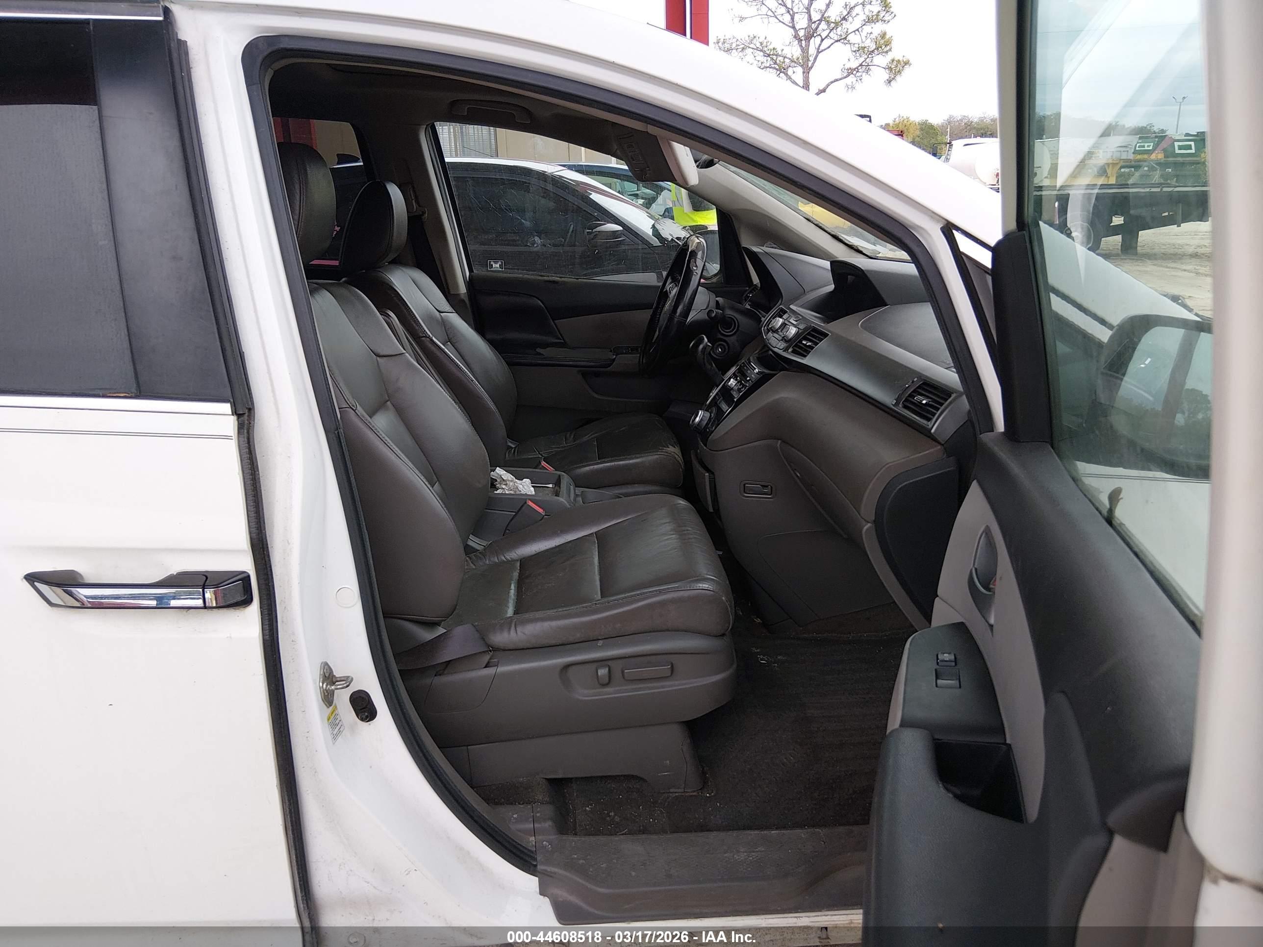 HONDA ODYSSEY image 5