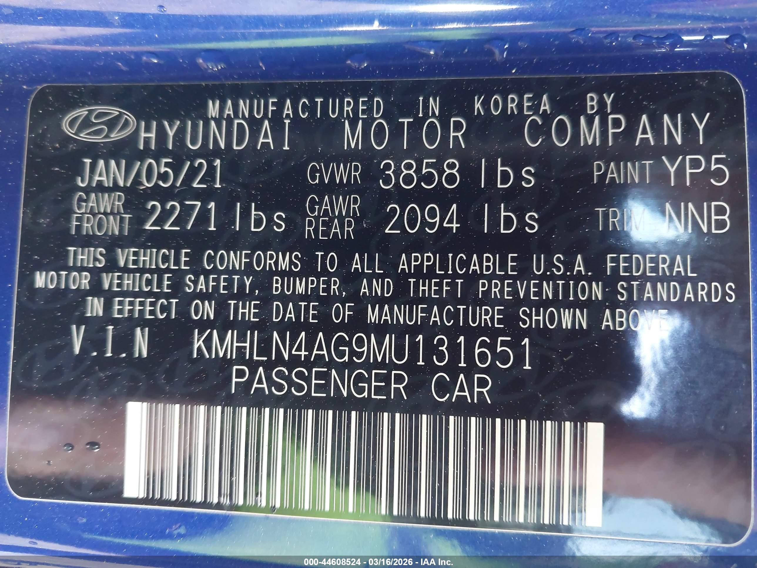 HYUNDAI ELANTRA image 9