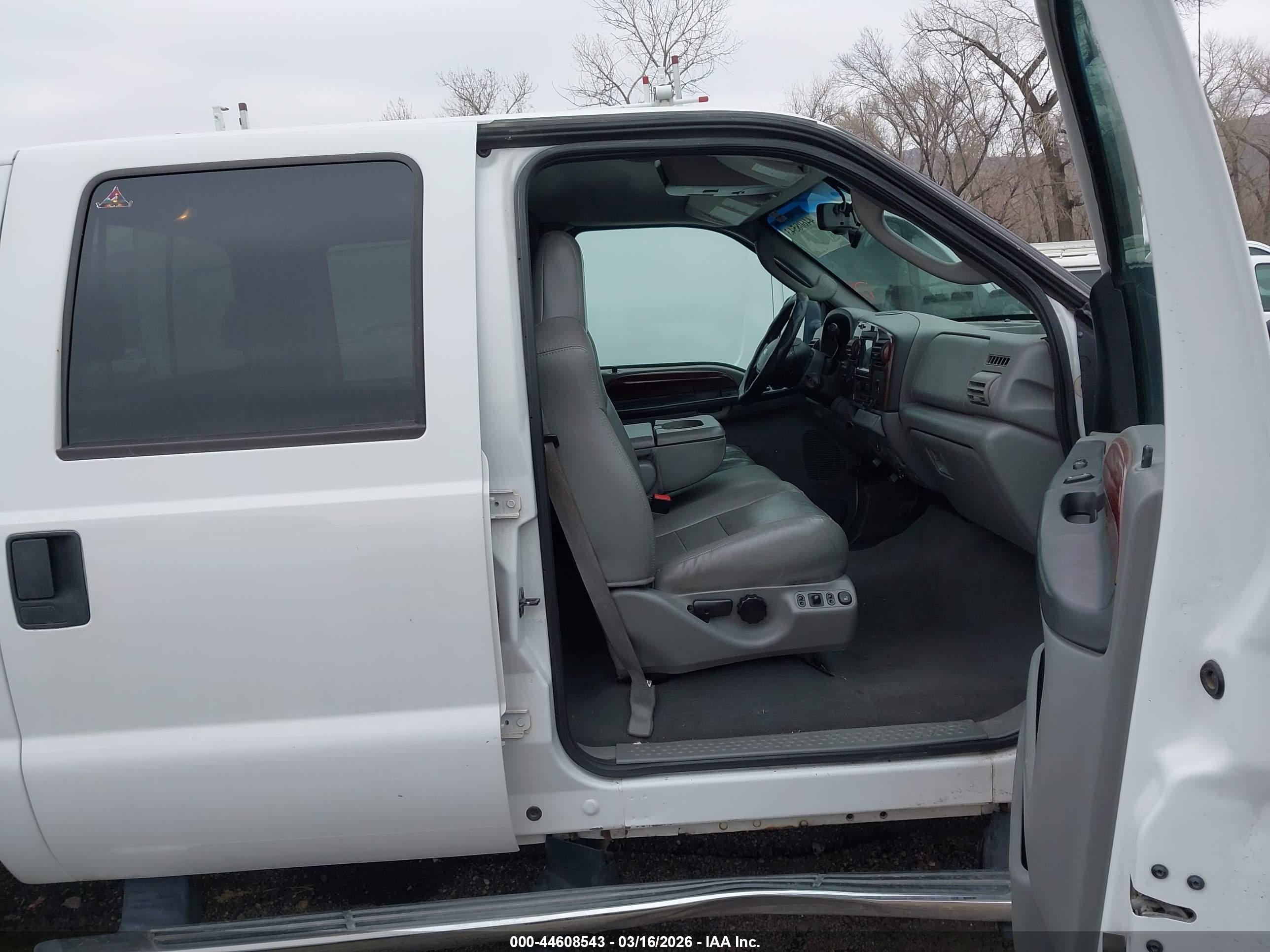 FORD F-350 image 5