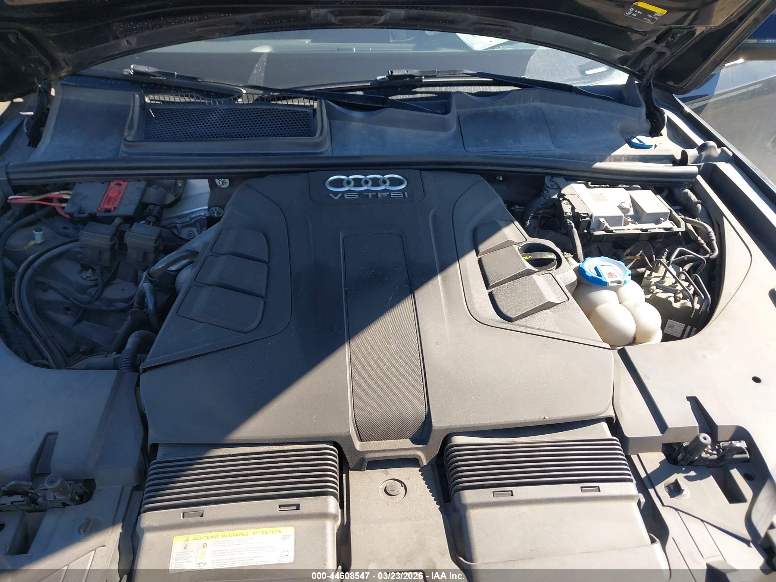 AUDI Q7 image 10
