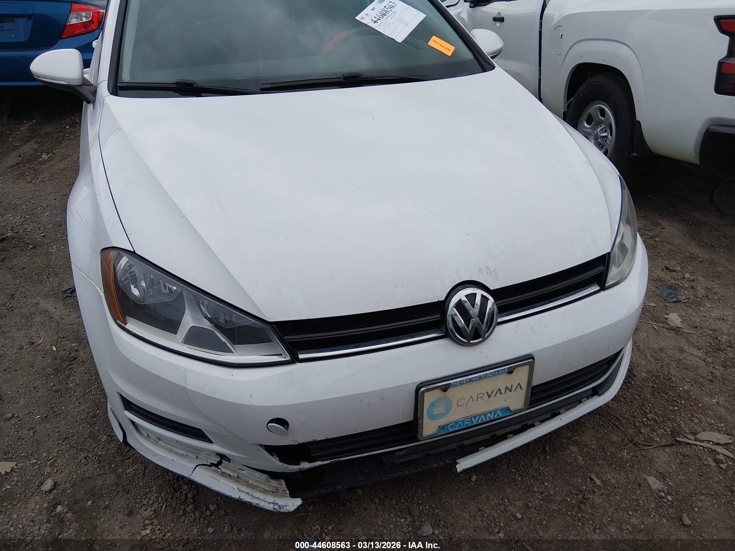 VOLKSWAGEN GOLF image 6