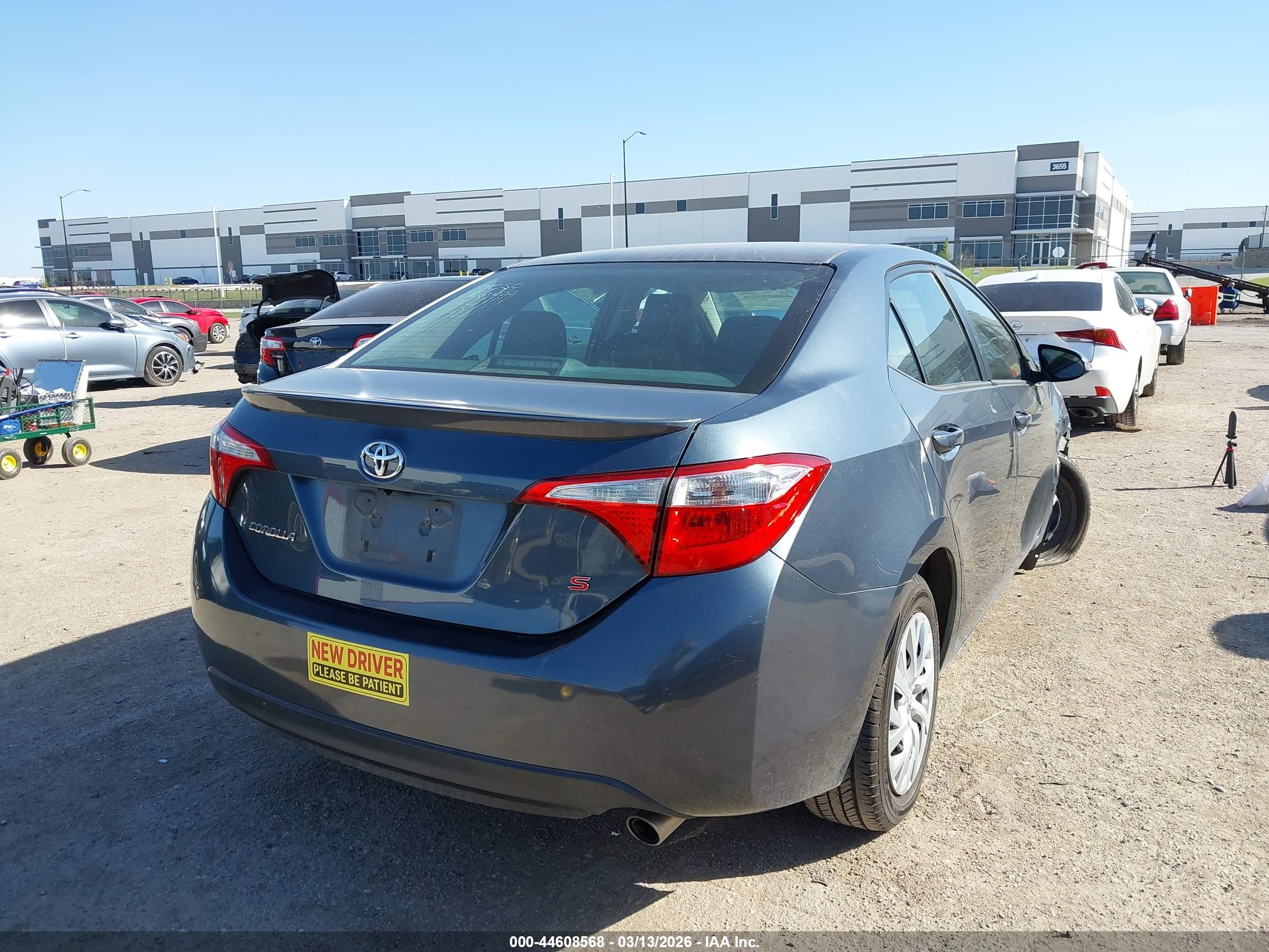 TOYOTA COROLLA image 4