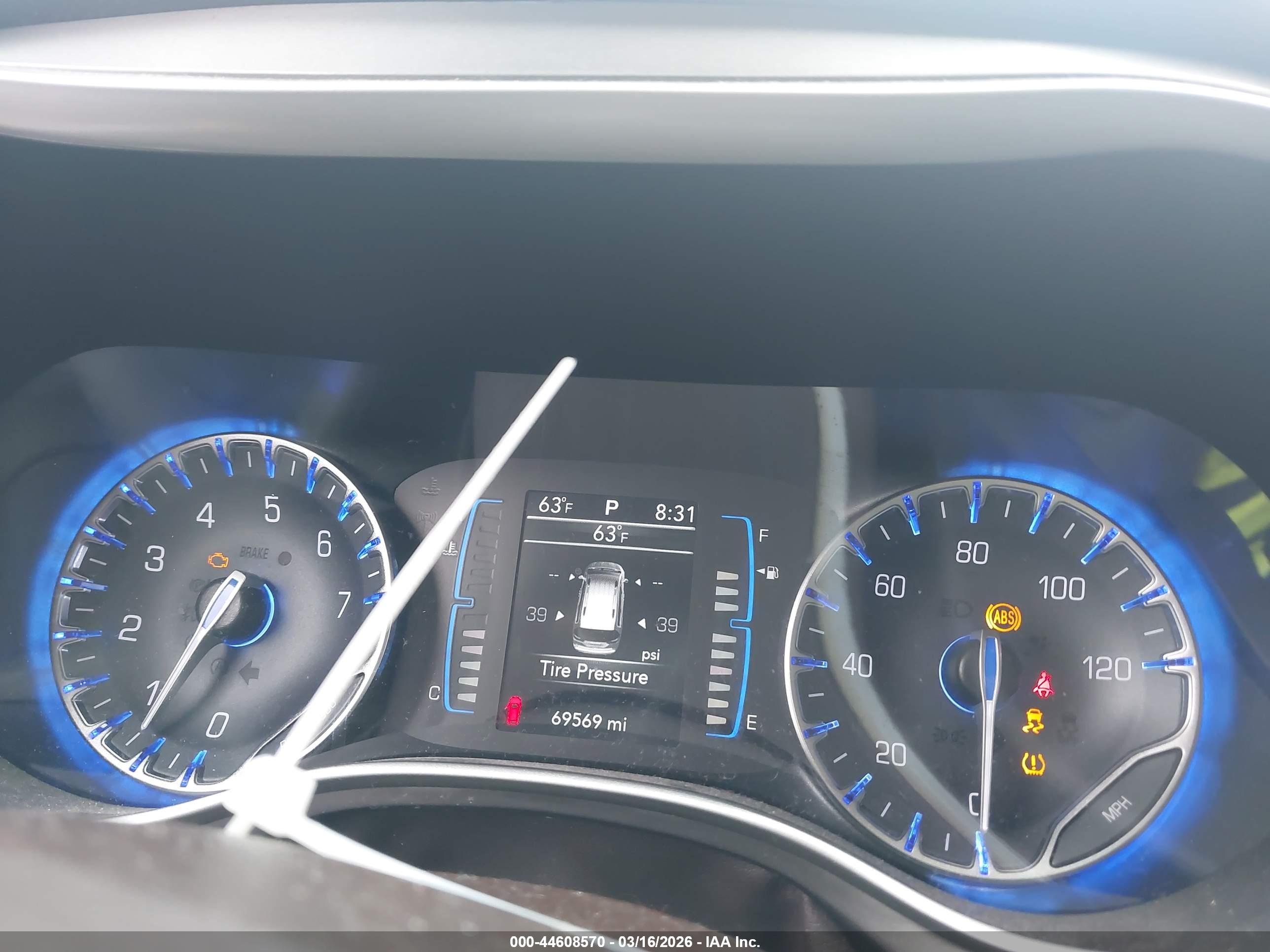 CHRYSLER PACIFICA image 7