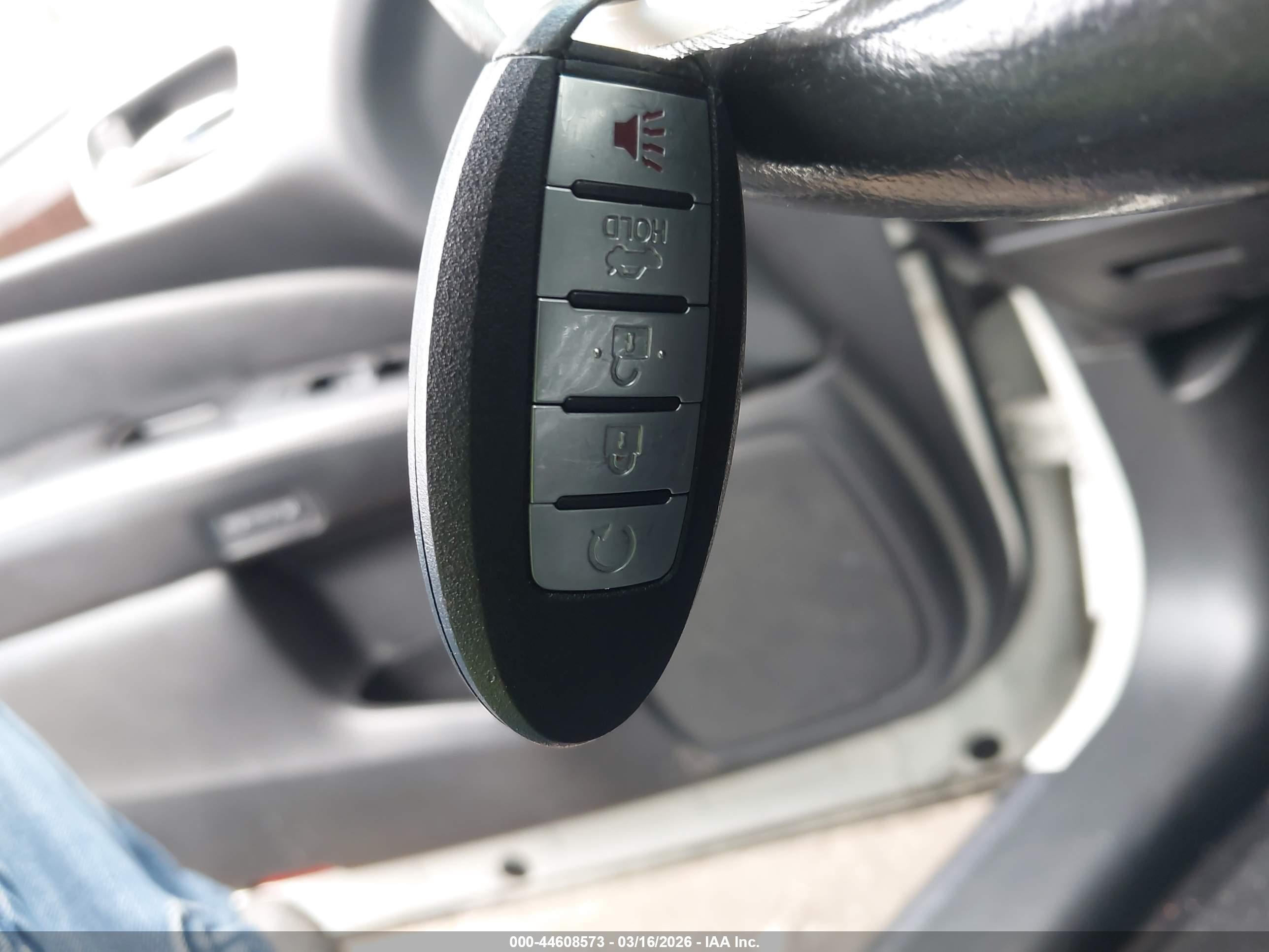 NISSAN PATHFINDER image 11