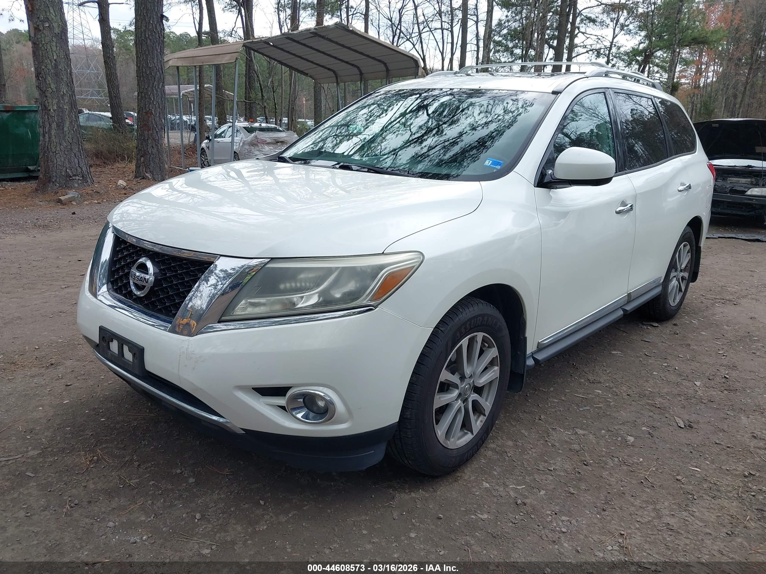 NISSAN PATHFINDER image 2