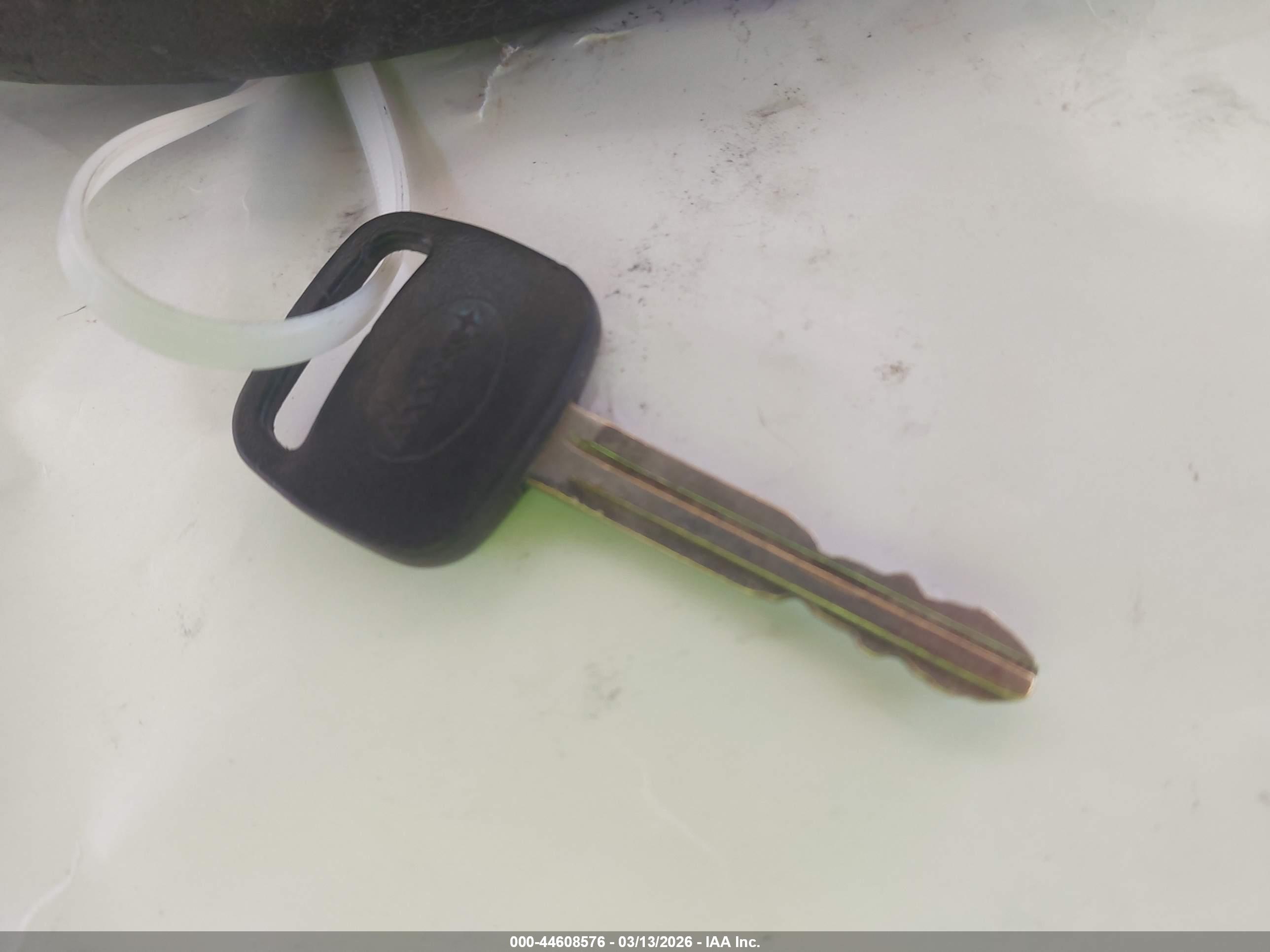 TOYOTA RAV4 image 11